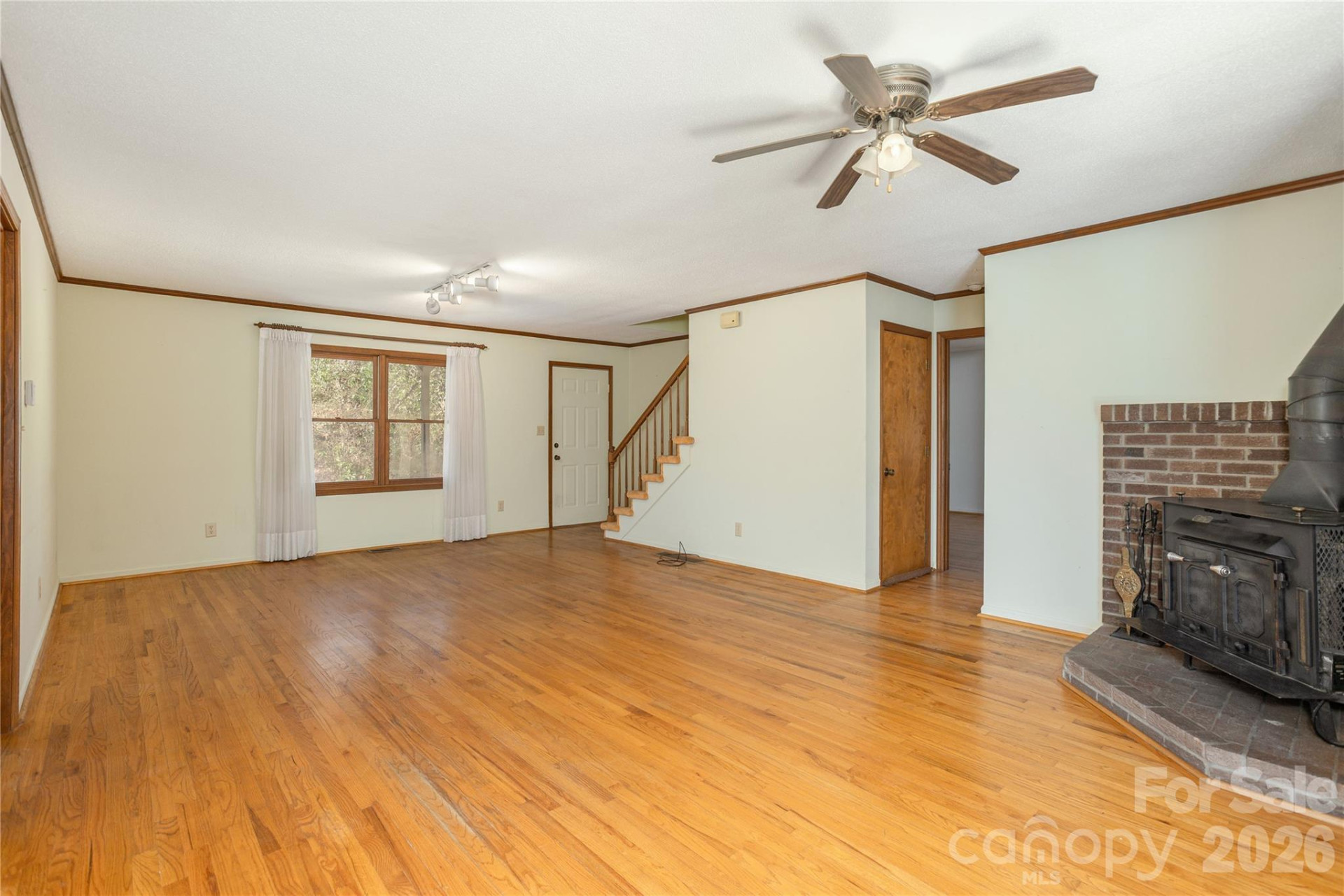 221 Timberlane Drive - Photo 6