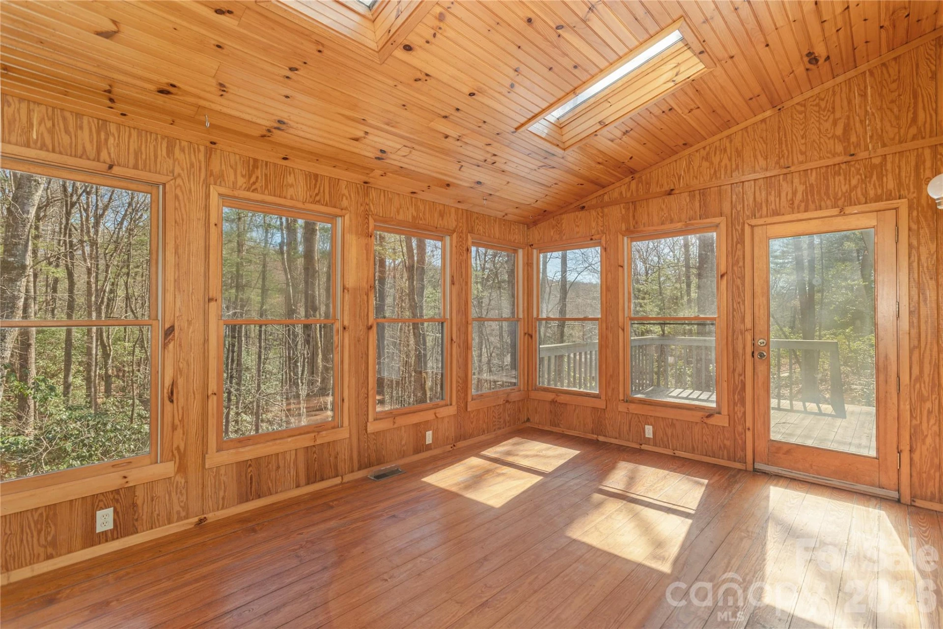 221 Timberlane Drive - Photo 11