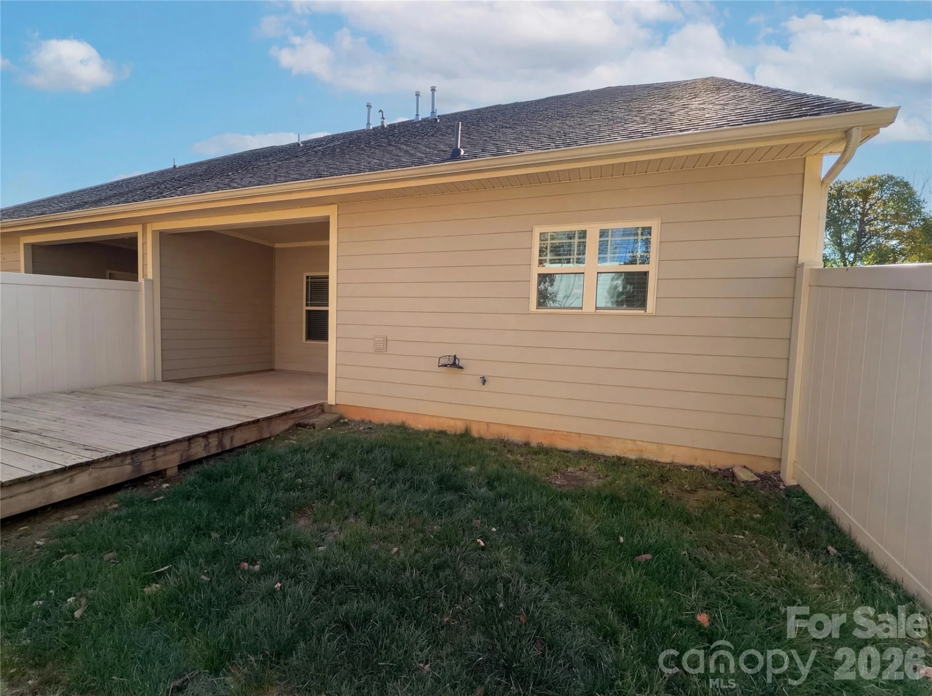112 Coral Lane - Photo 5