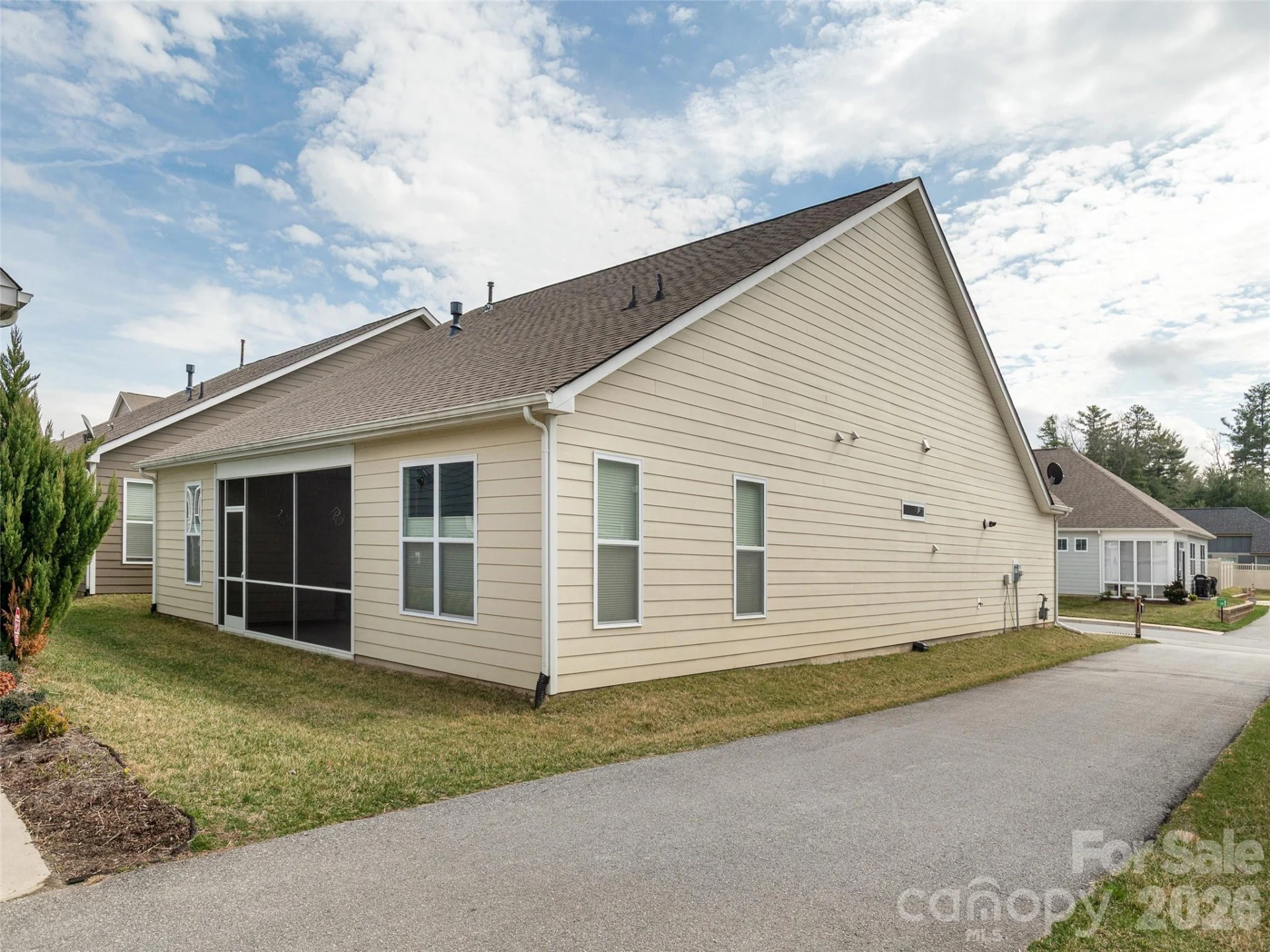 748 Summerfield Place - Photo 26