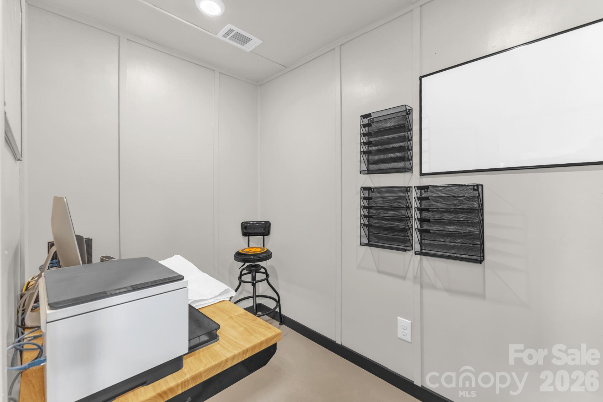 17 Red Leaf Road - Photo 12