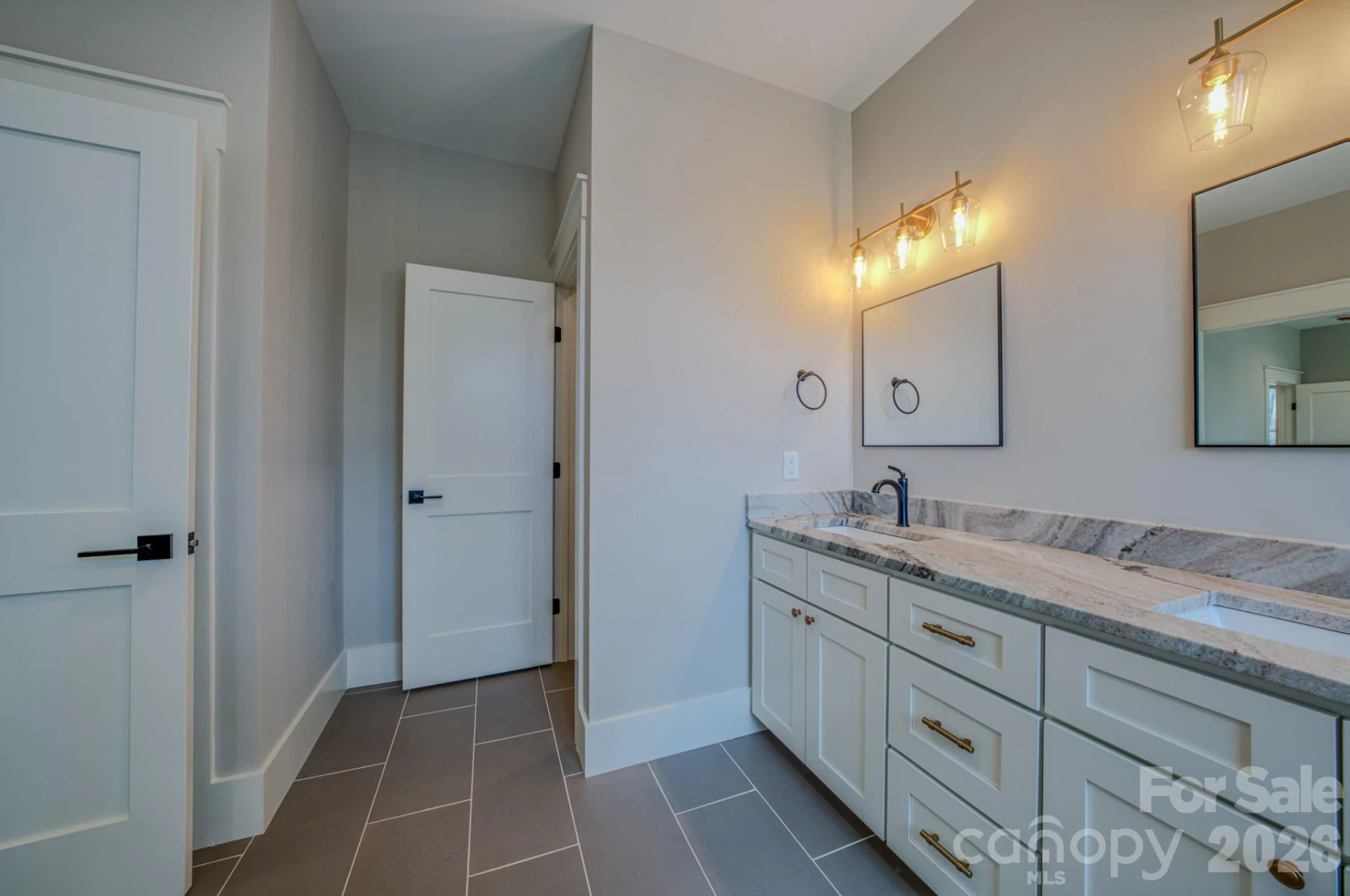 2 Holly Hill Court #10 - Photo 35