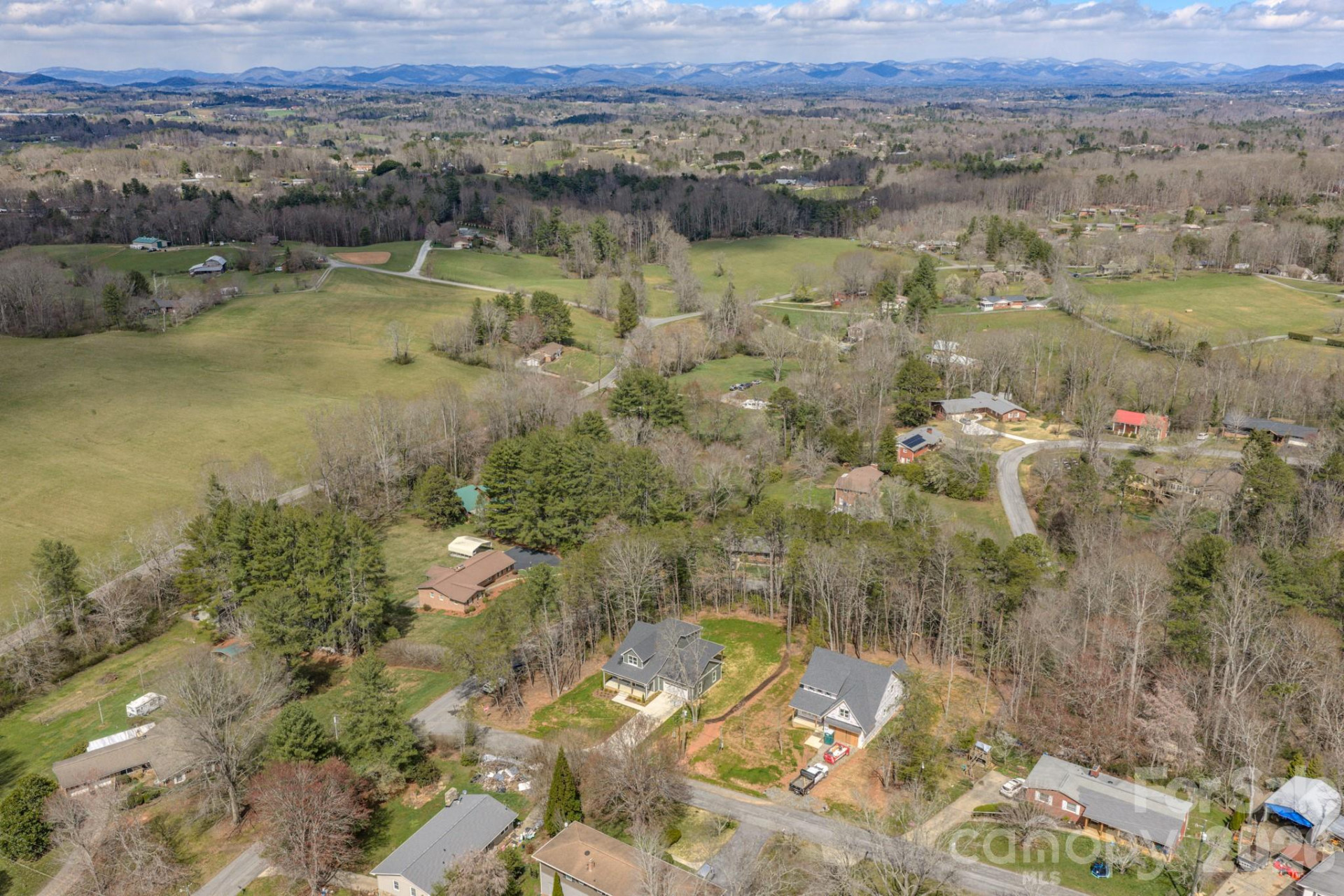 2 Holly Hill Court #10 - Photo 17