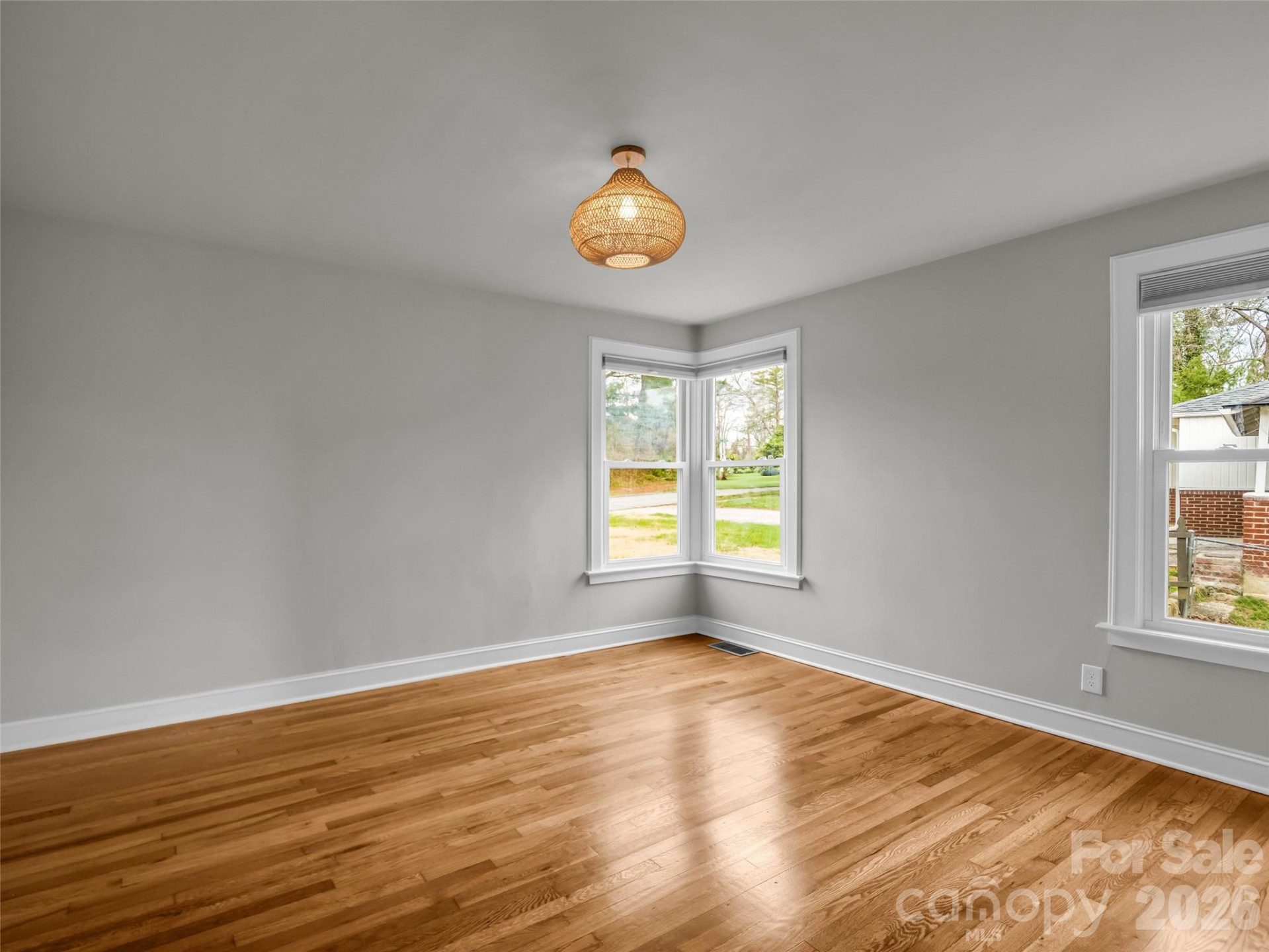 1038 Sylvan Boulevard - Photo 19