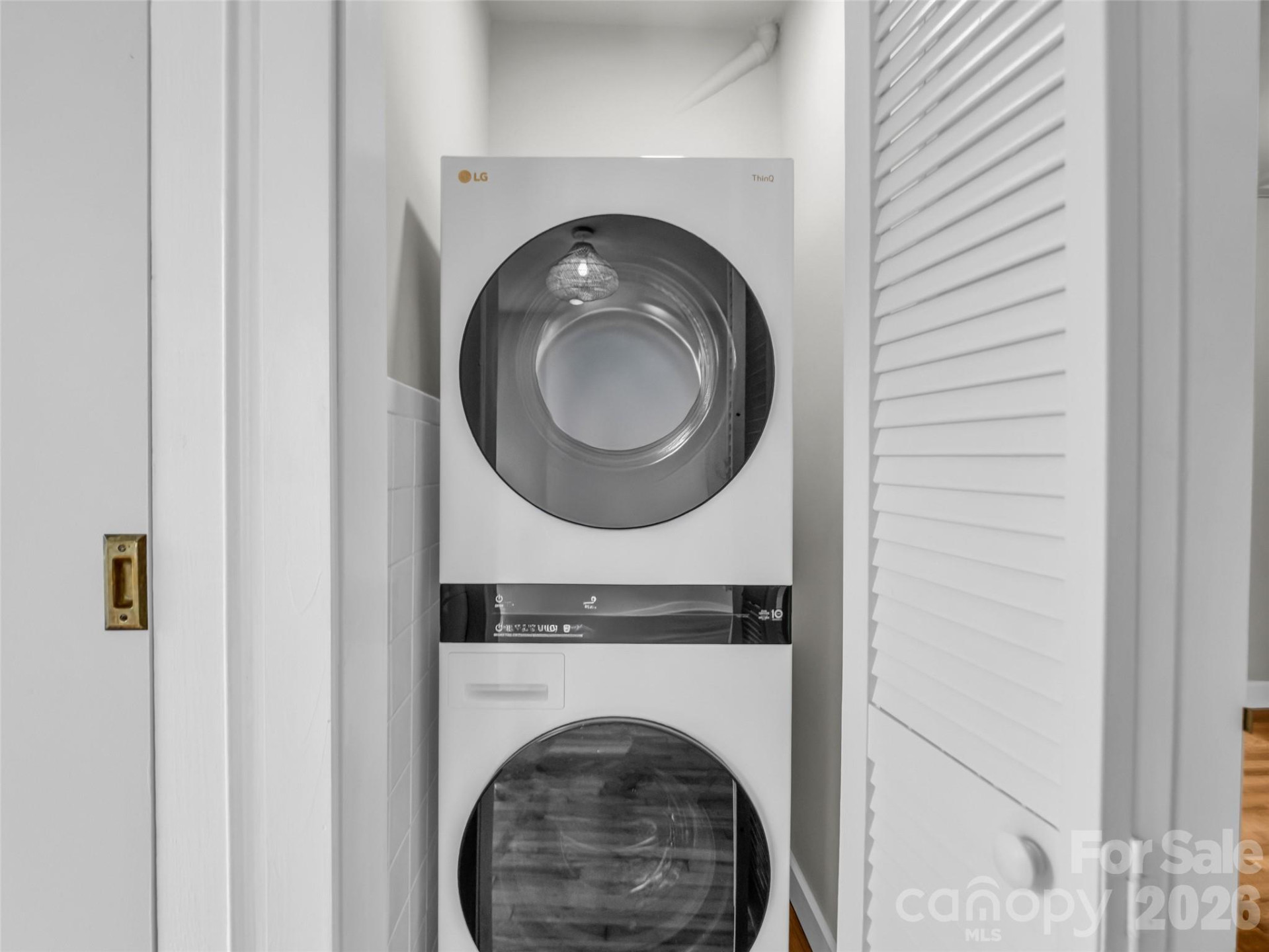 1038 Sylvan Boulevard - Photo 21