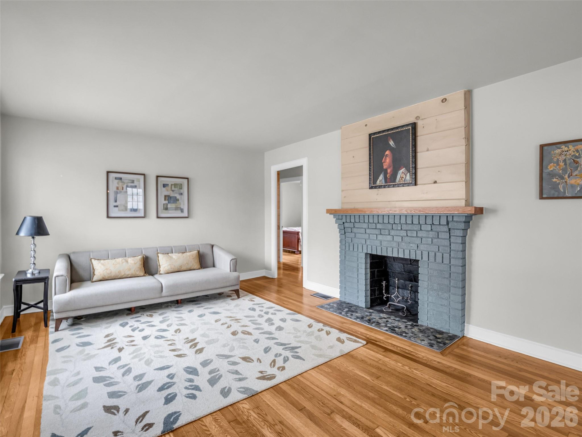 1038 Sylvan Boulevard - Photo 4