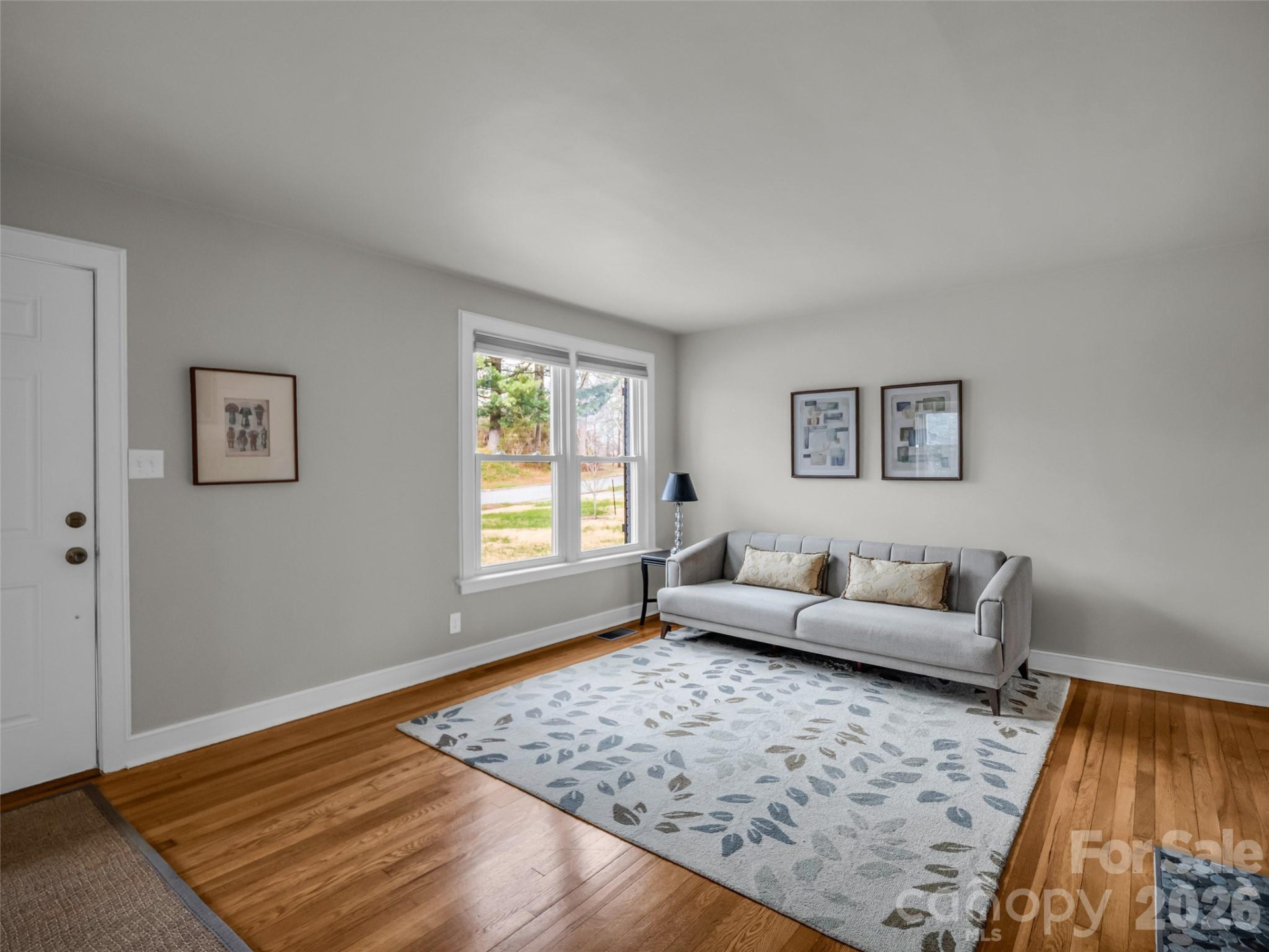 1038 Sylvan Boulevard - Photo 6