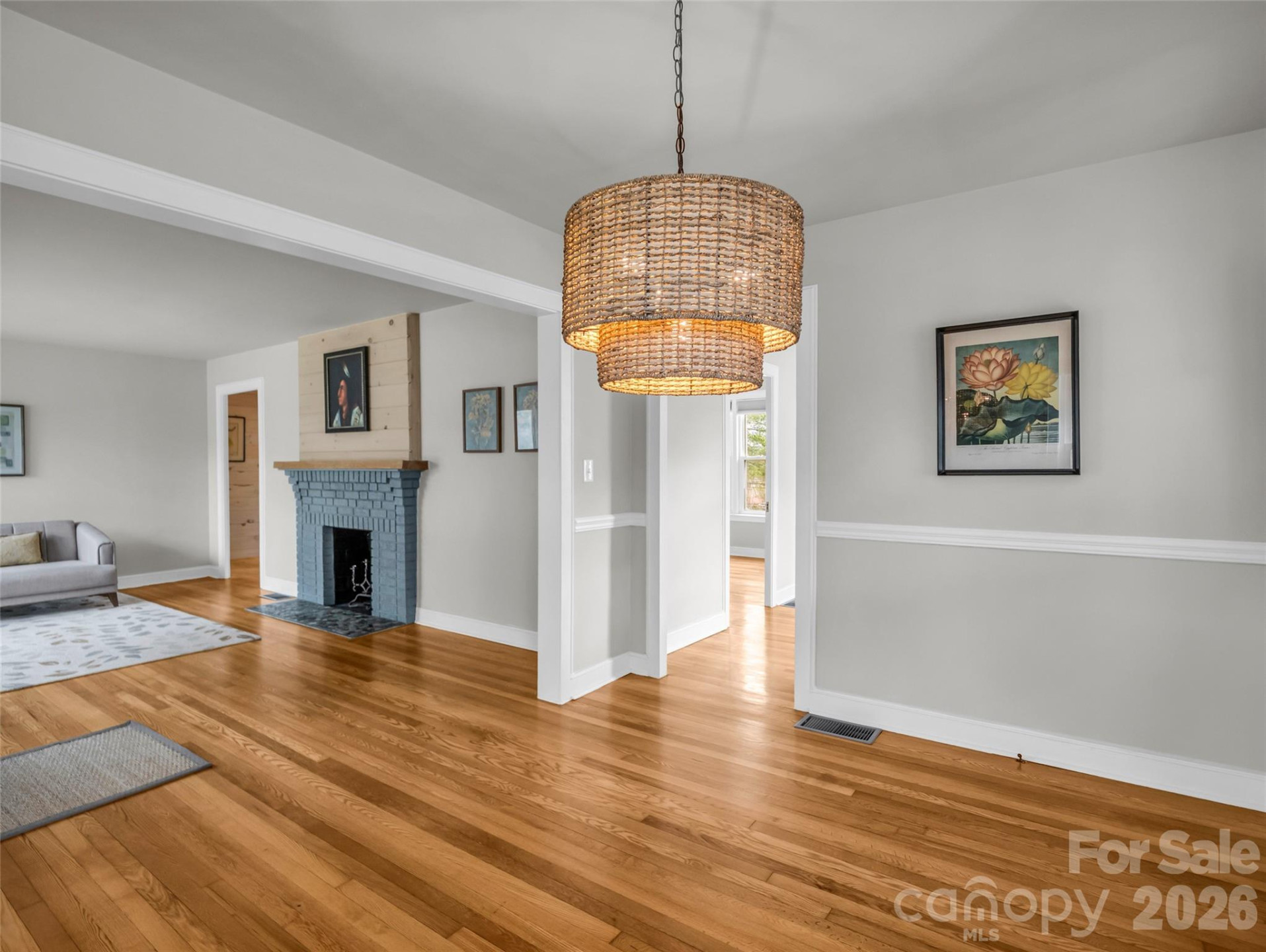 1038 Sylvan Boulevard - Photo 8