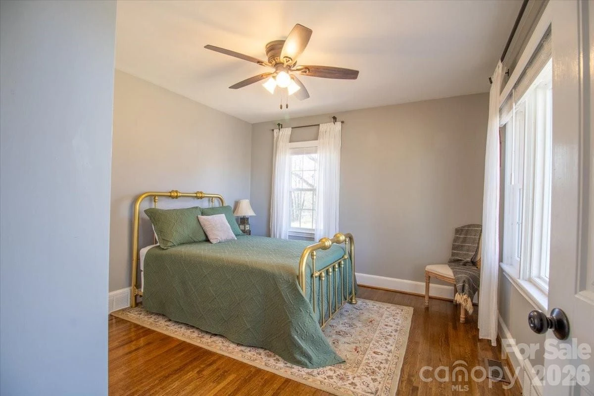 110 Main Street - Photo 32