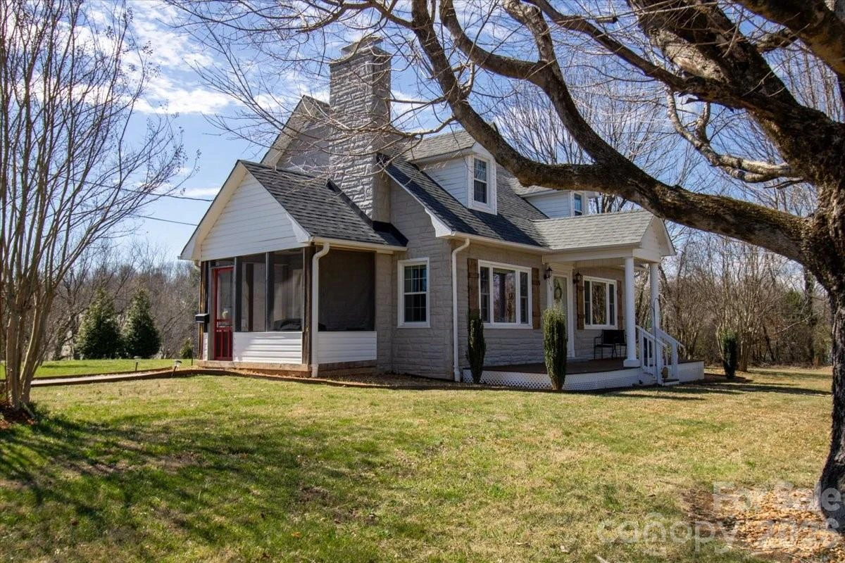 110 Main Street - Photo 5