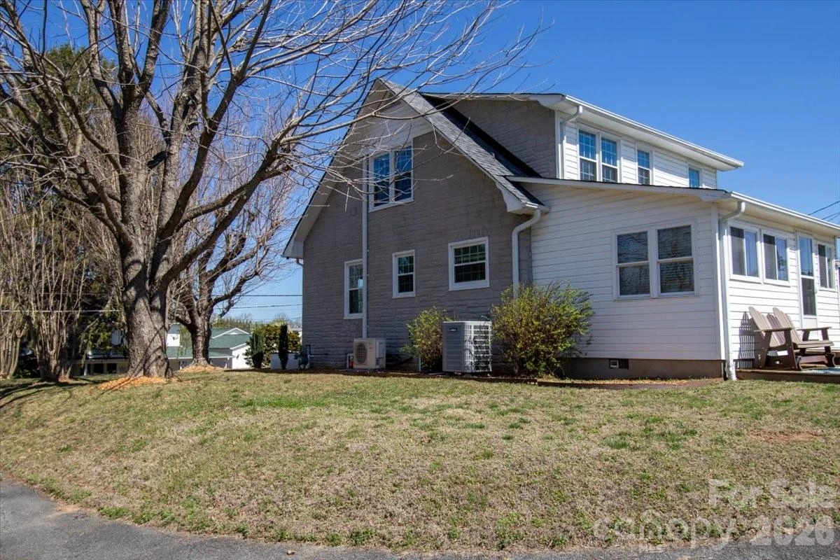 110 Main Street - Photo 8