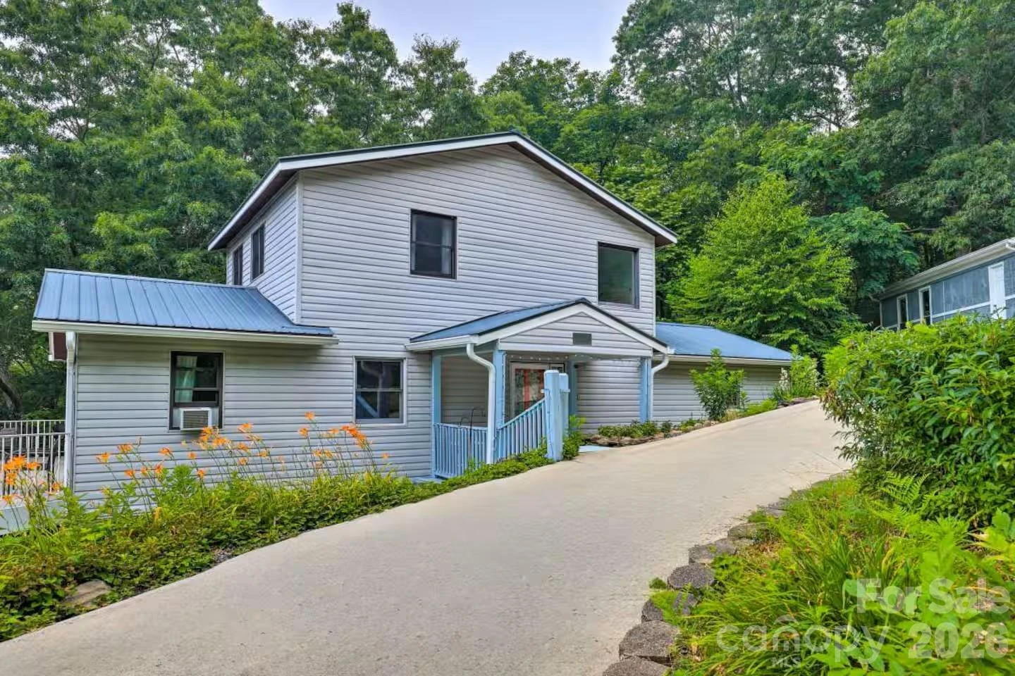553 Deep Gap Road