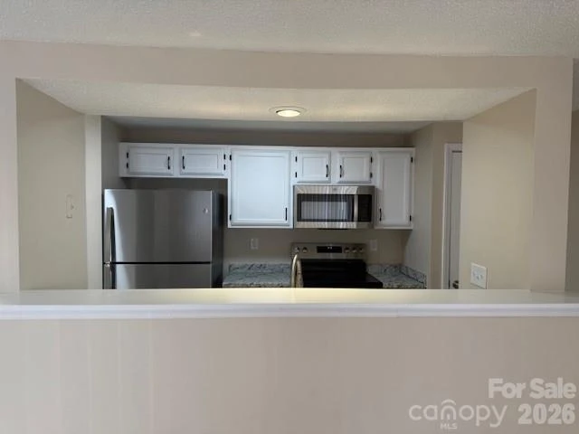 1610 Arlyn Circle - Photo 11