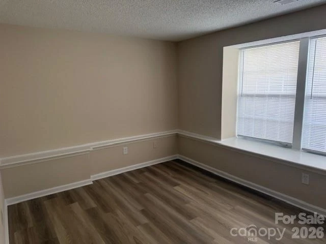 1610 Arlyn Circle - Photo 25
