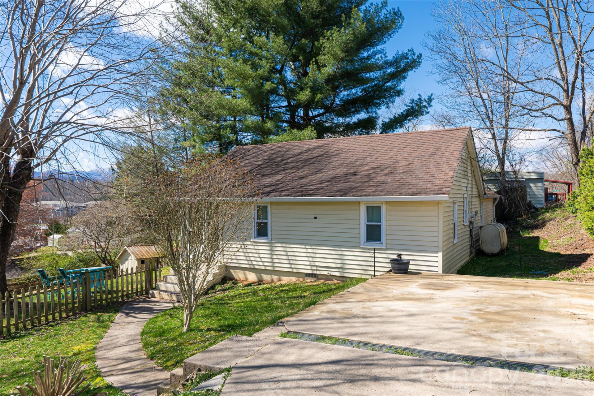 203 Pine Street - Photo 35