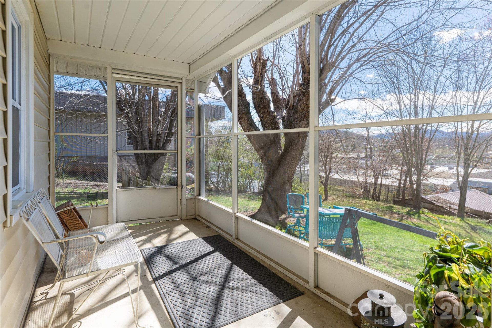 203 Pine Street - Photo 5