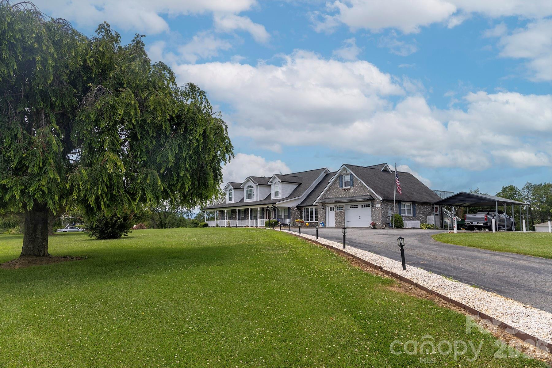 727 Jenkins Valley Road - Photo 32