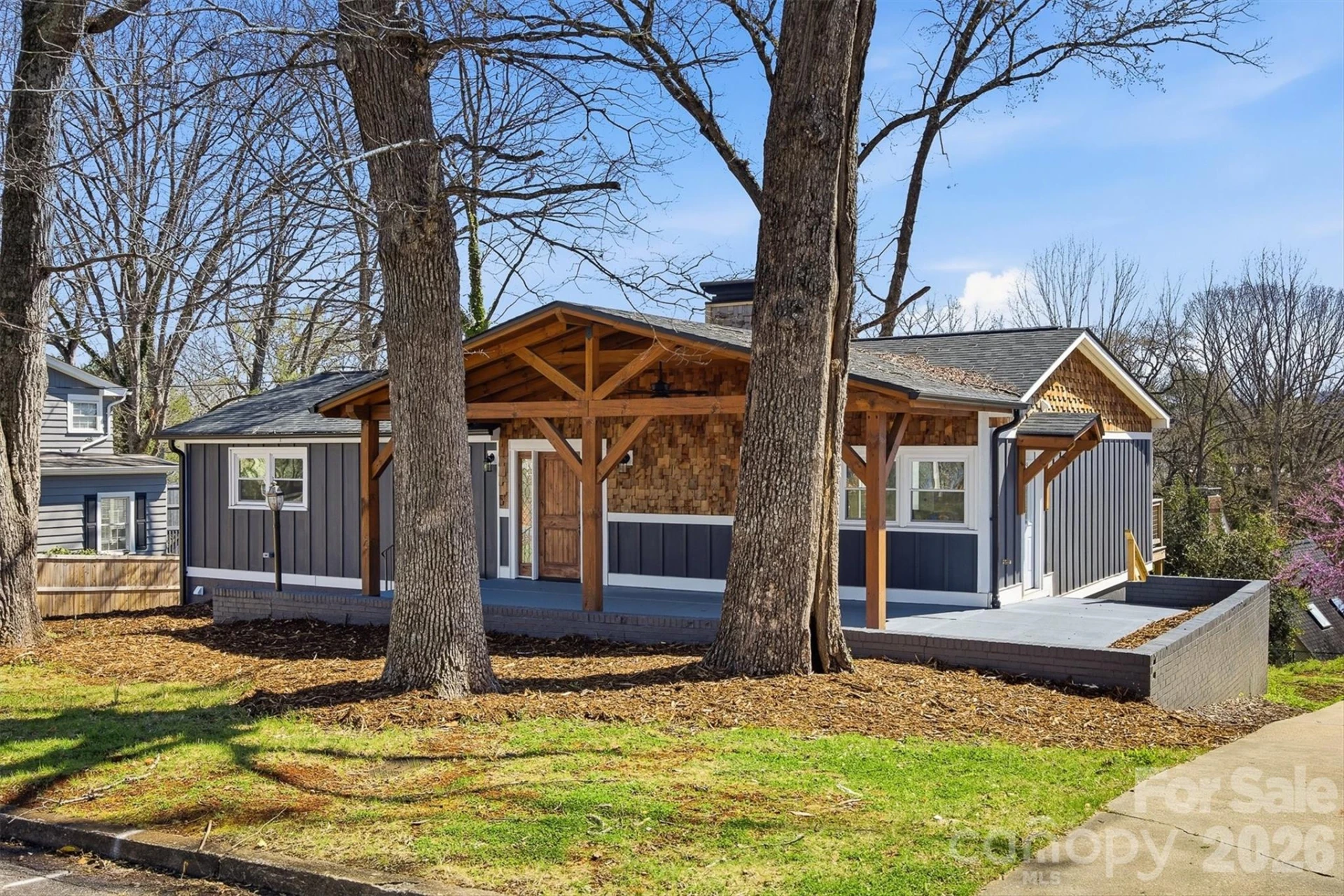 223 Park Drive - Photo 3