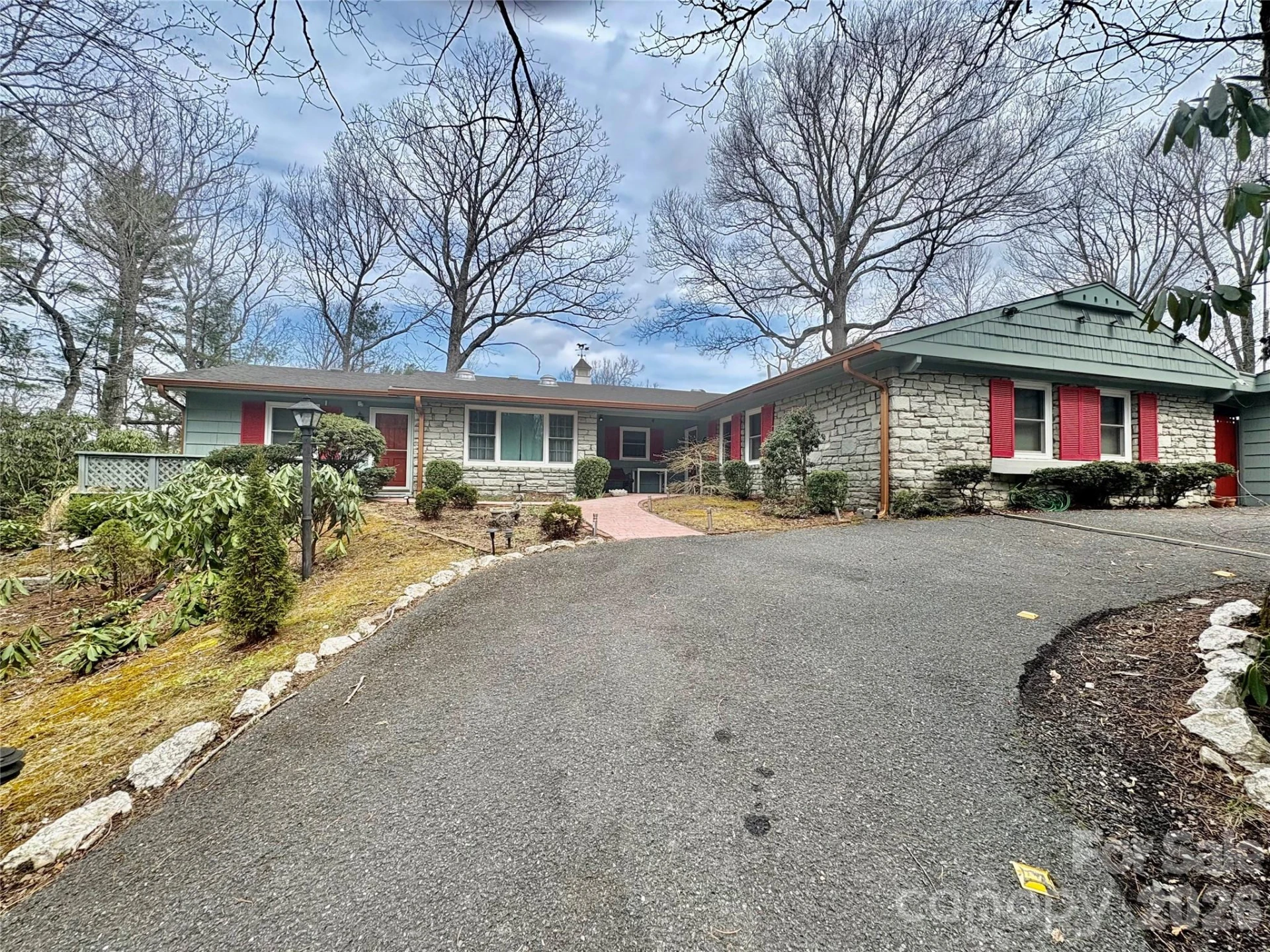 126 Ridgeview Road