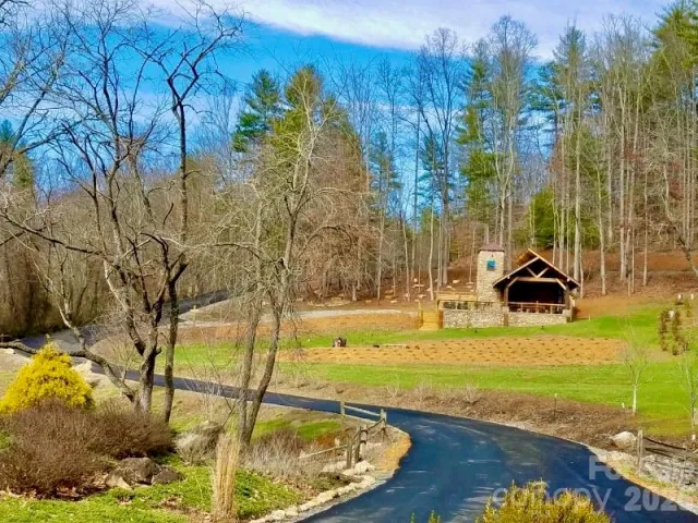 271 Amanda Drive, Mars Hill, NC, 28754