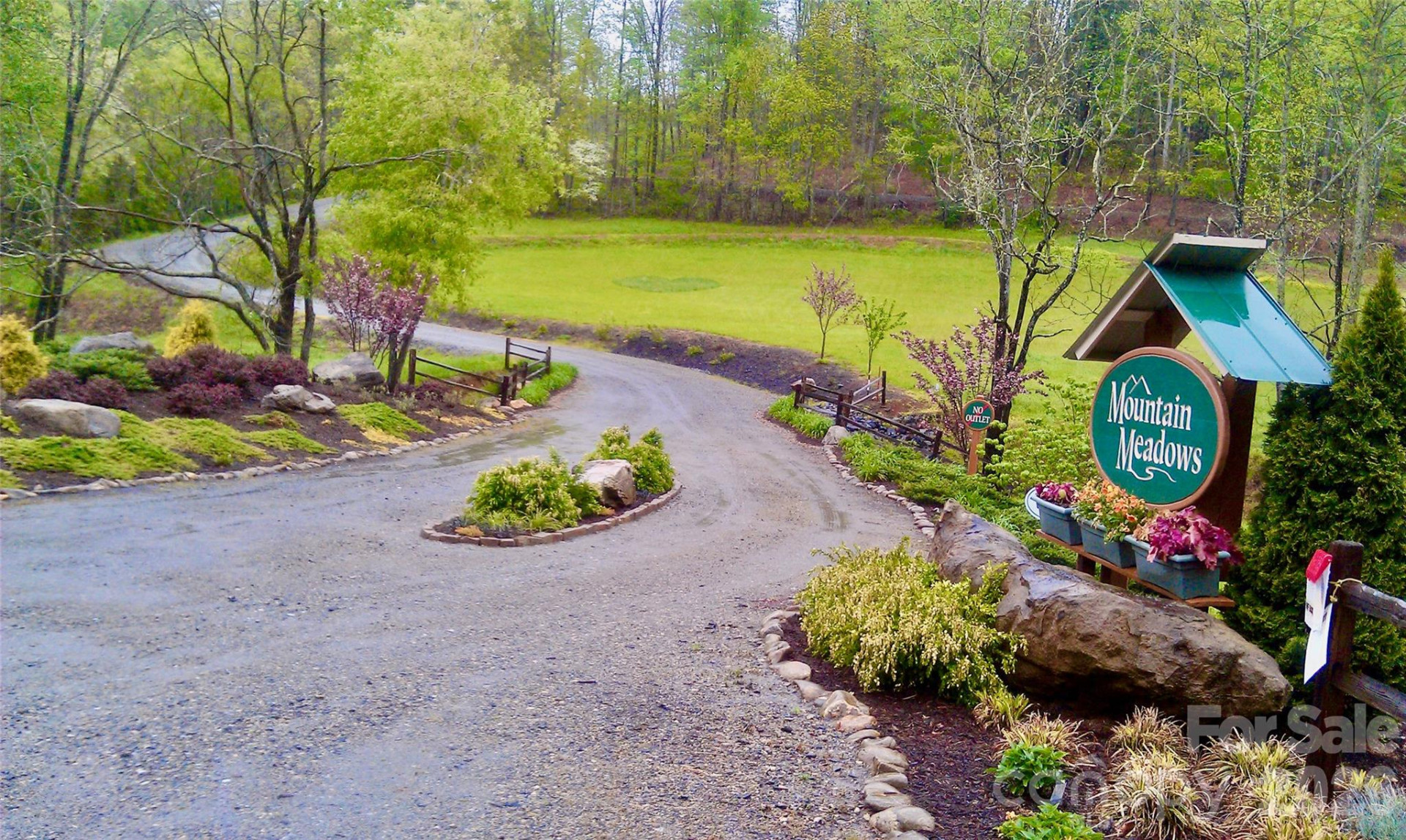 271 Amanda Drive #6A - Photo 2