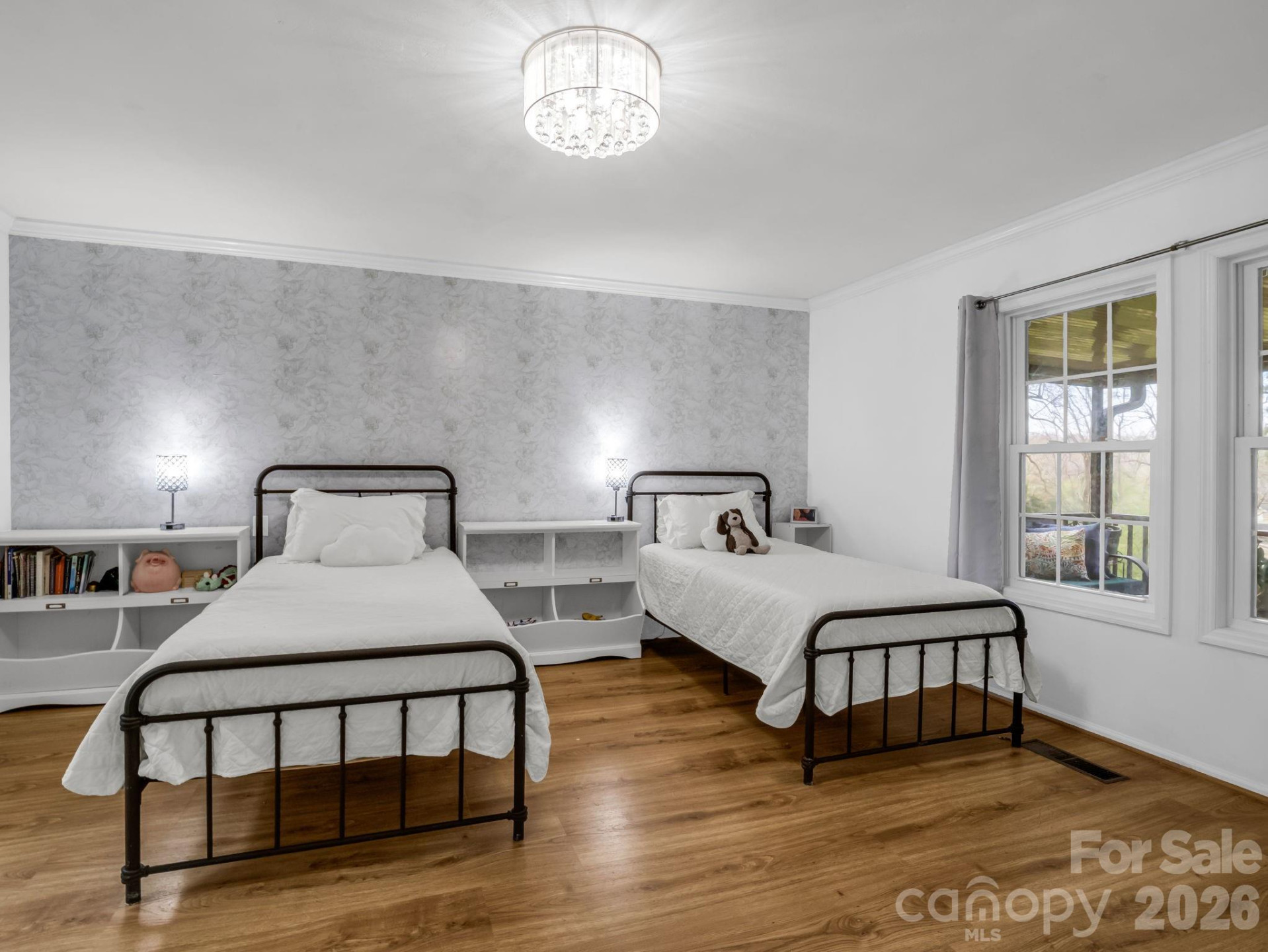 54 Broadway Avenue - Photo 13