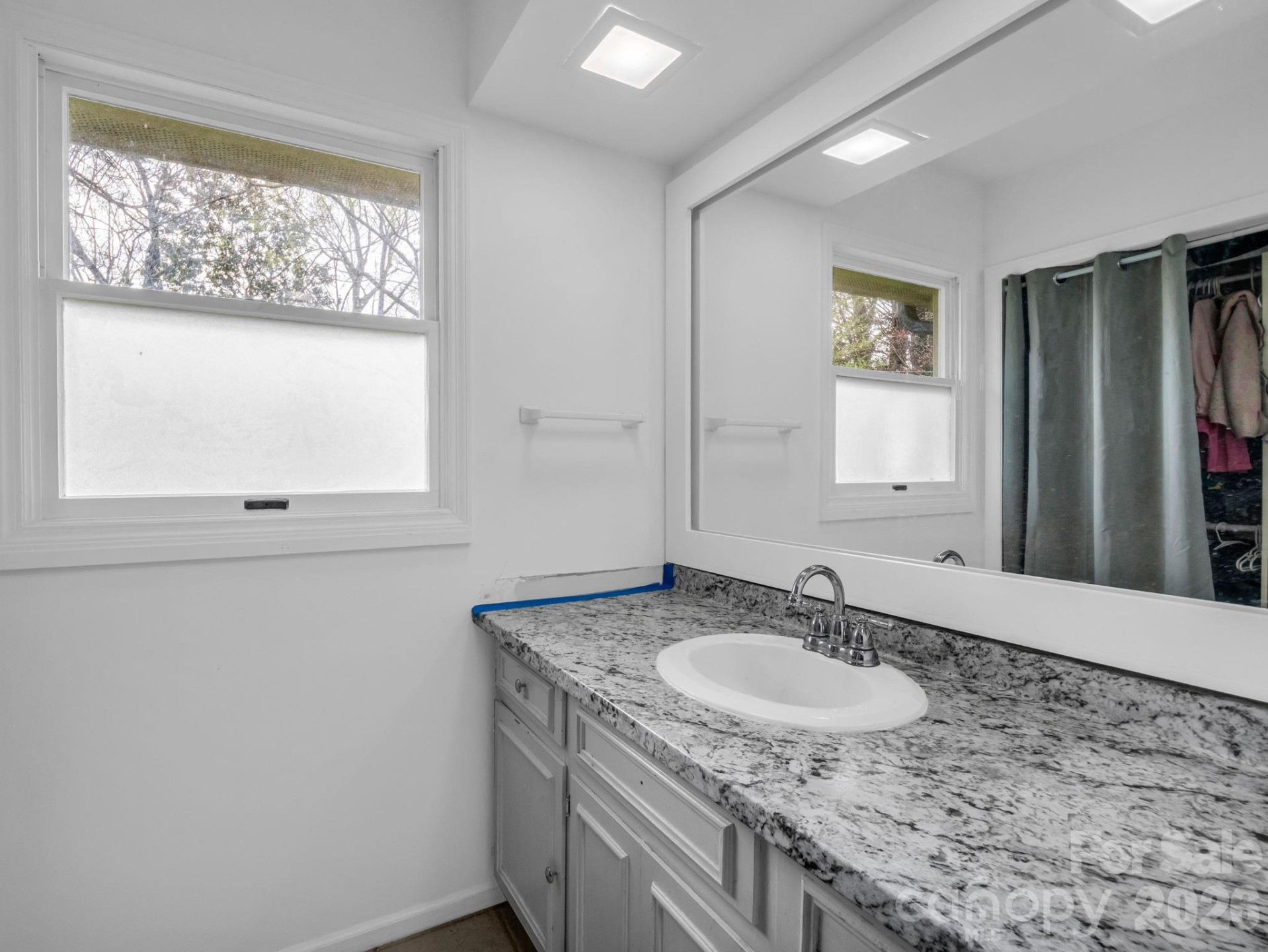 54 Broadway Avenue - Photo 15