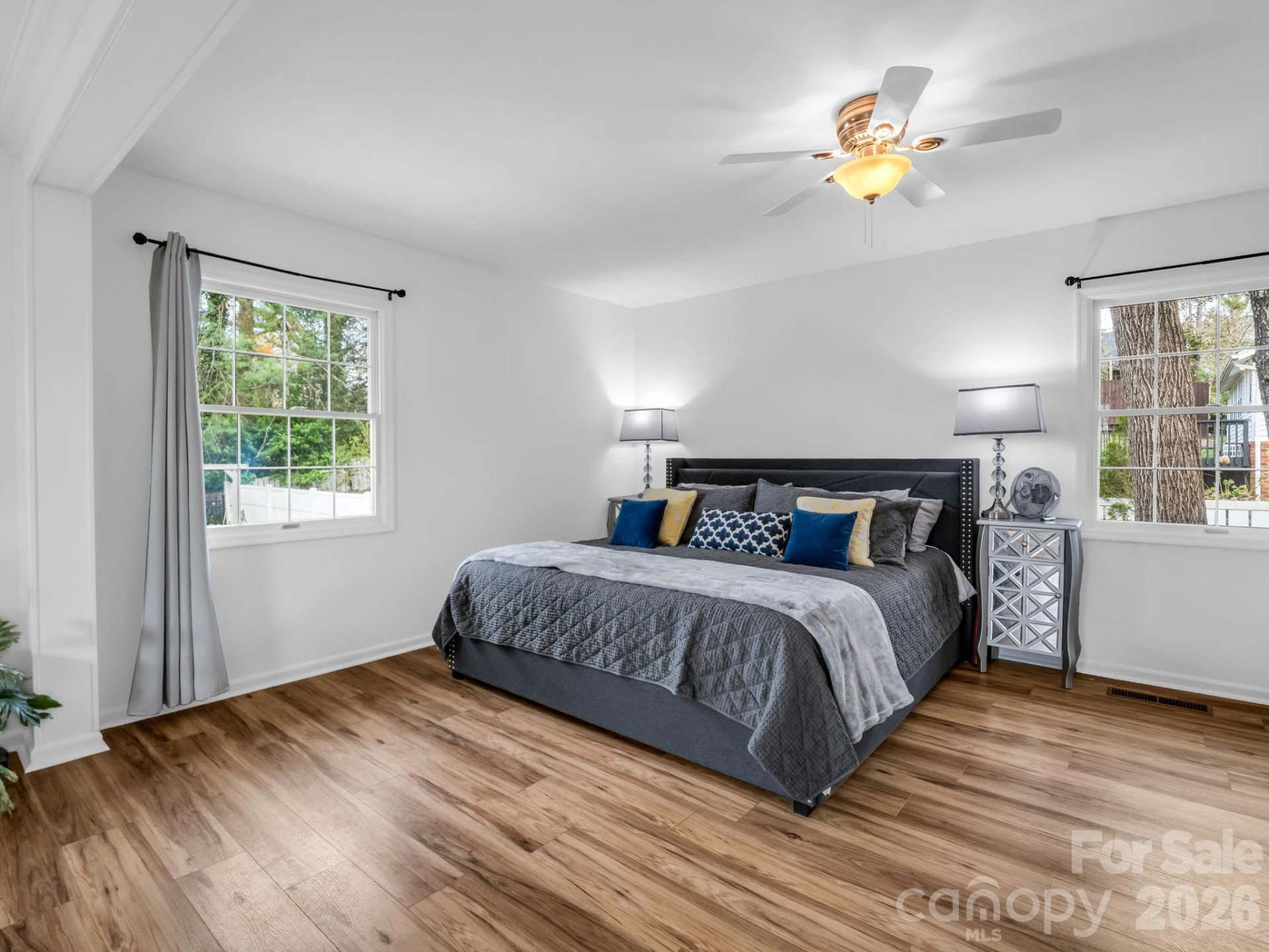 54 Broadway Avenue - Photo 19