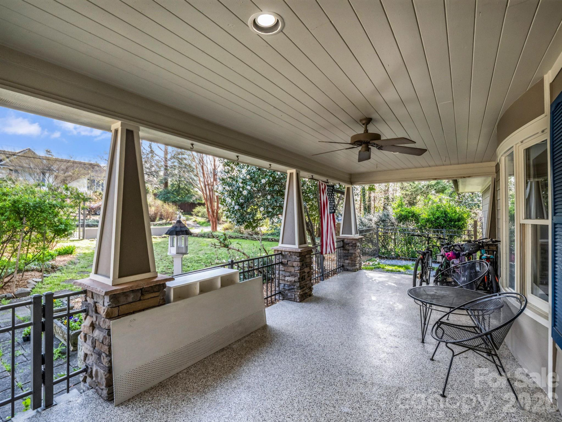 54 Broadway Avenue - Photo 4