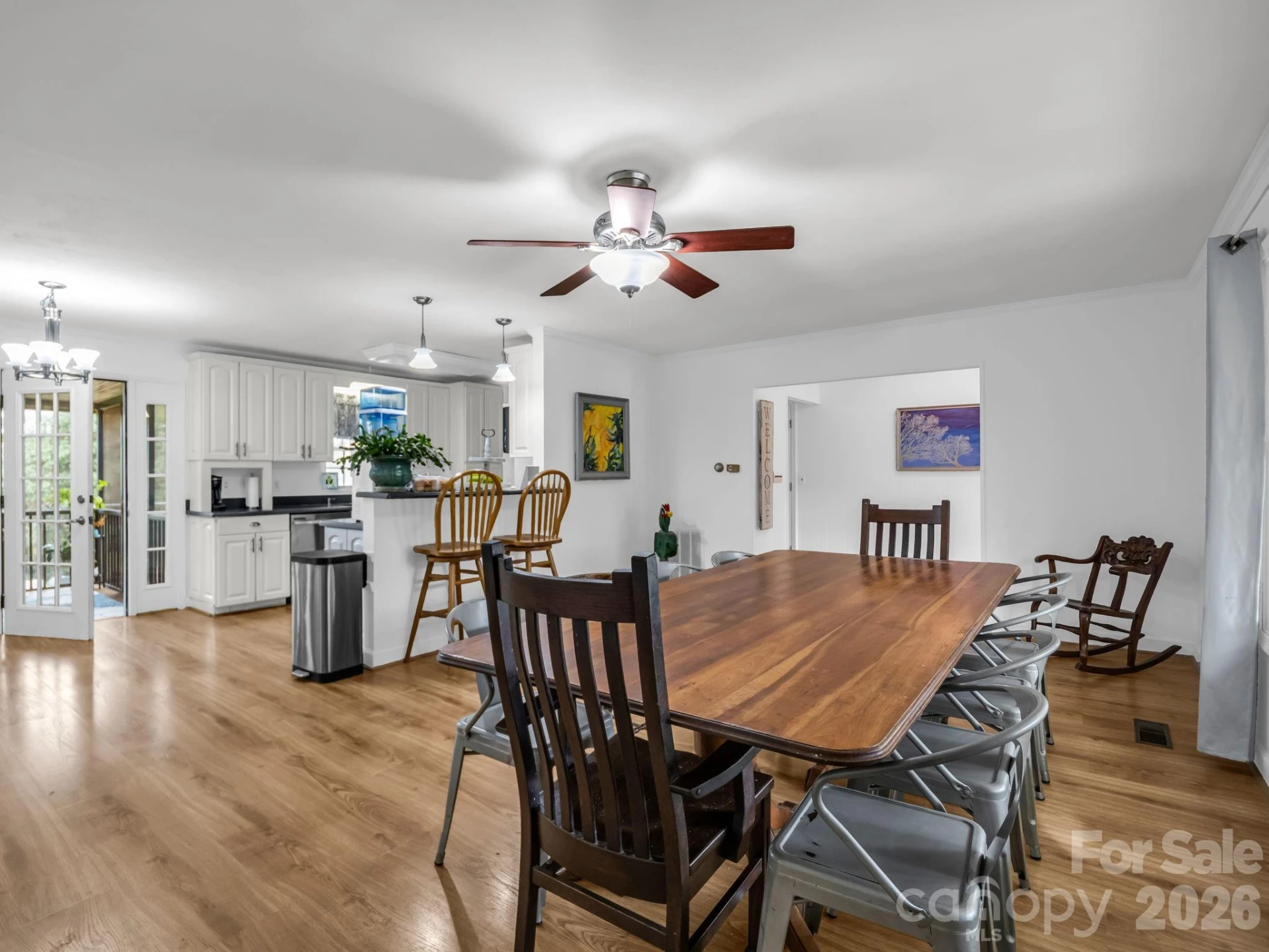 54 Broadway Avenue - Photo 8