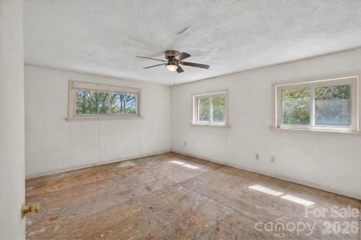 209 Edgewood Drive - Photo 21
