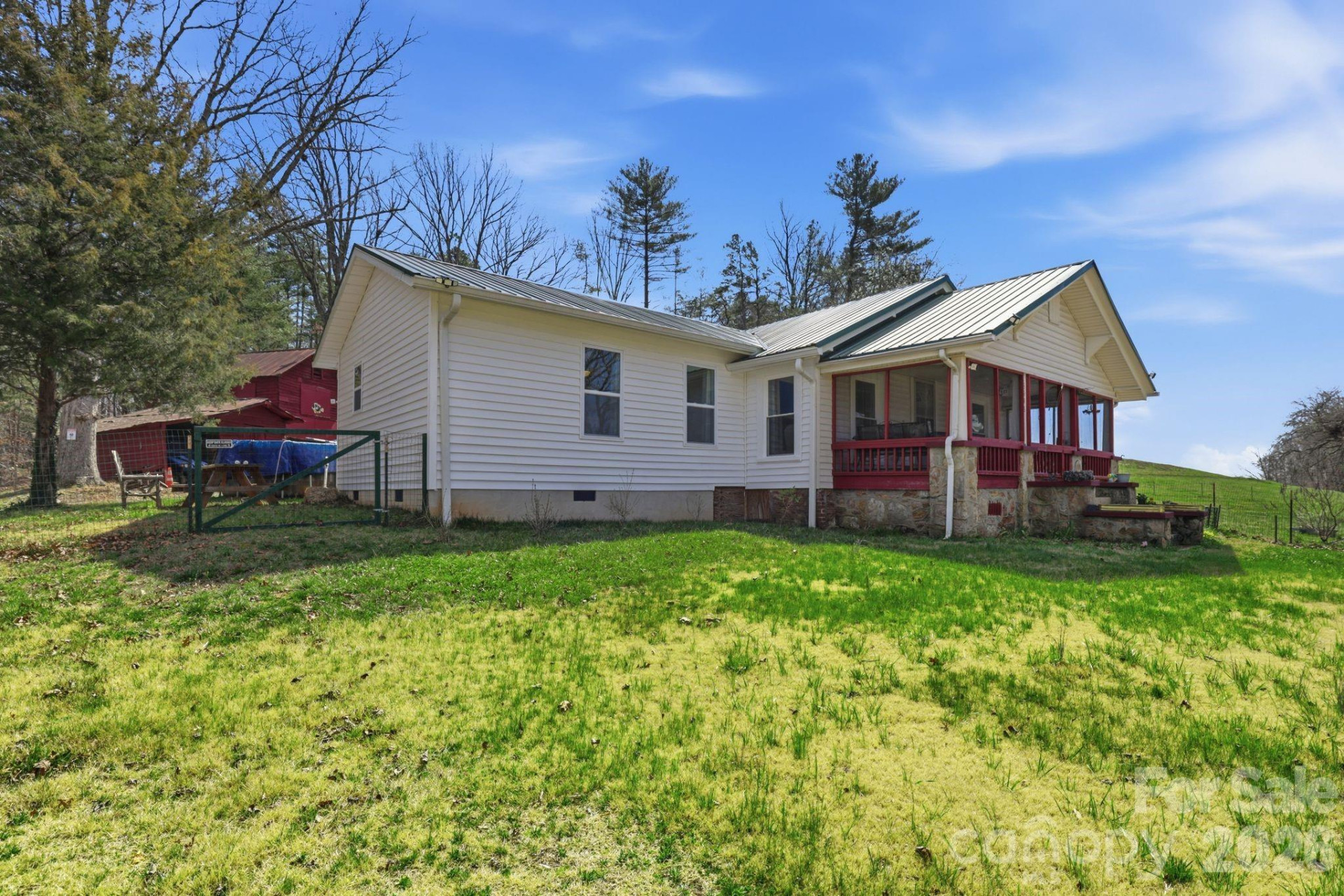 6998 Nobby Lail Road