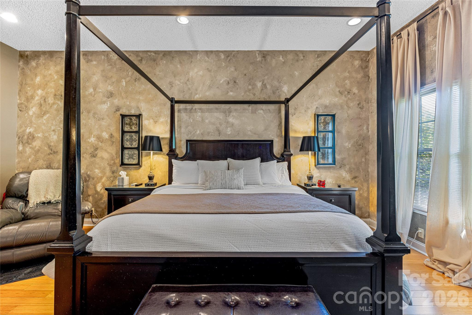 672 Blythe Street - Photo 22