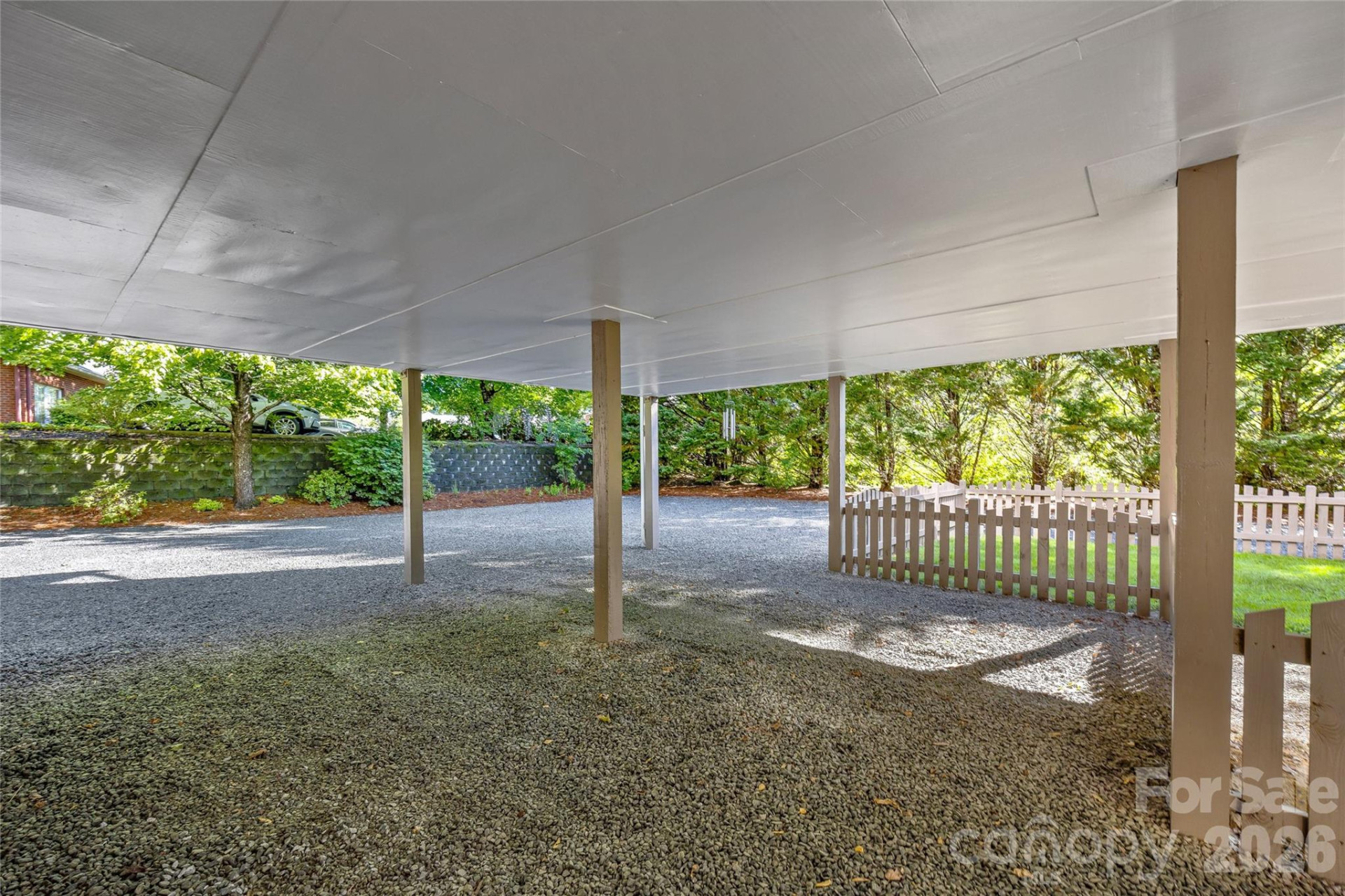 672 Blythe Street - Photo 36