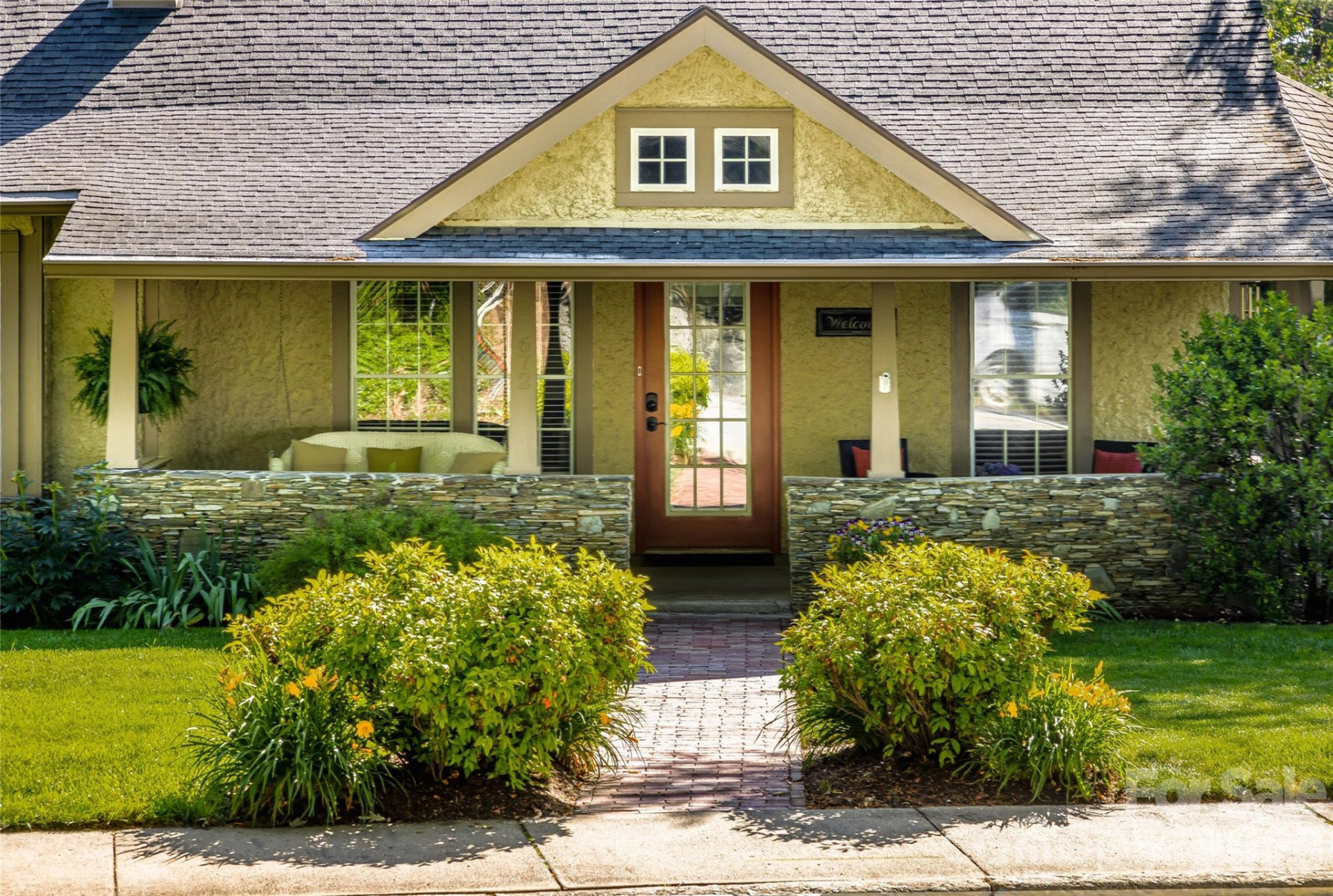 672 Blythe Street - Photo 41