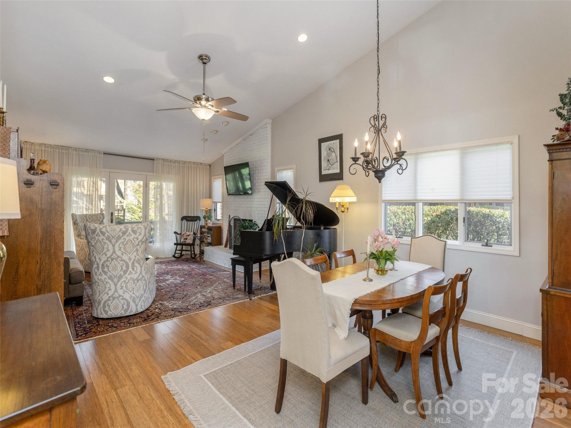 701 Red Oak Drive - Photo 12