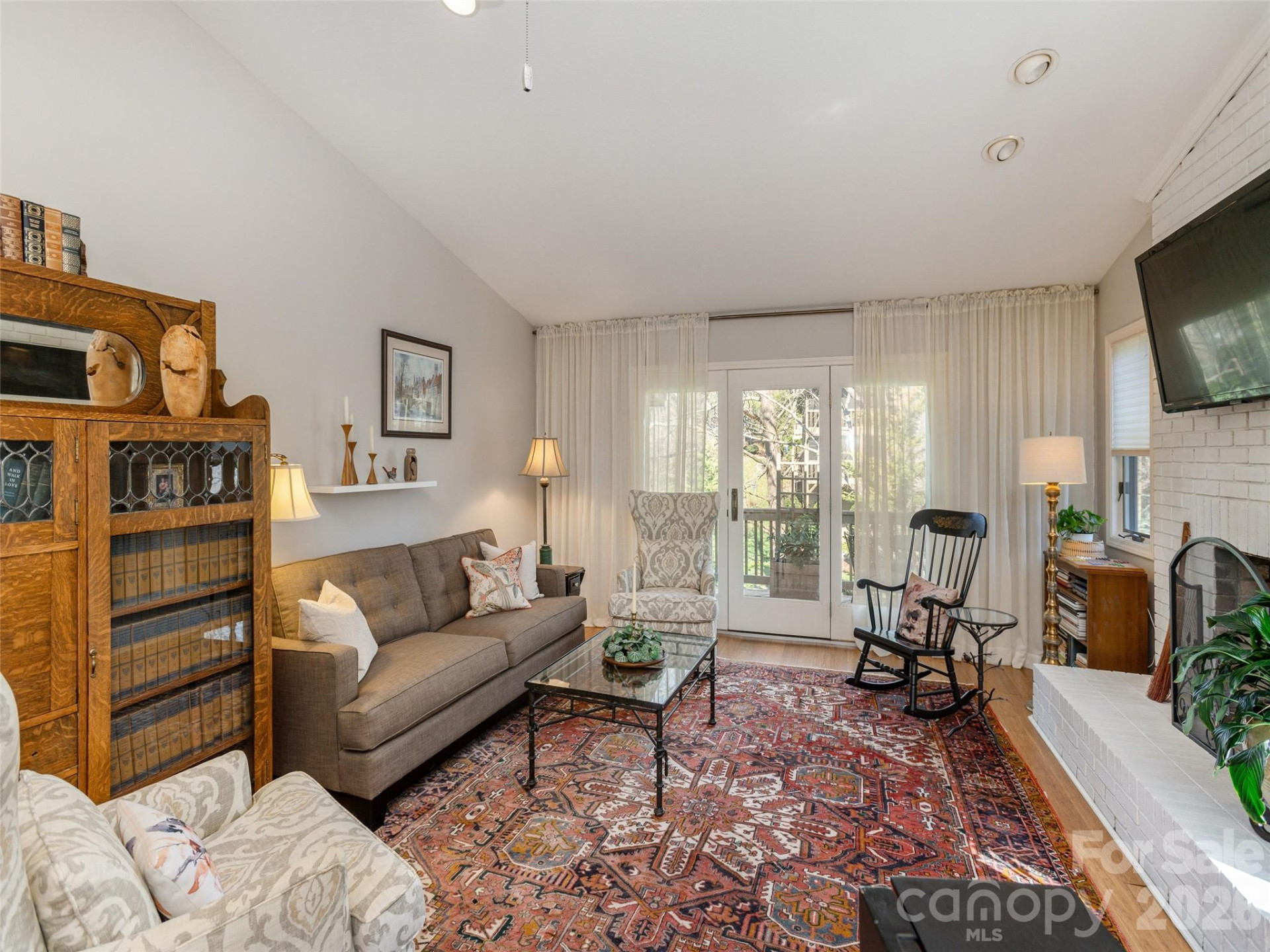 701 Red Oak Drive - Photo 6