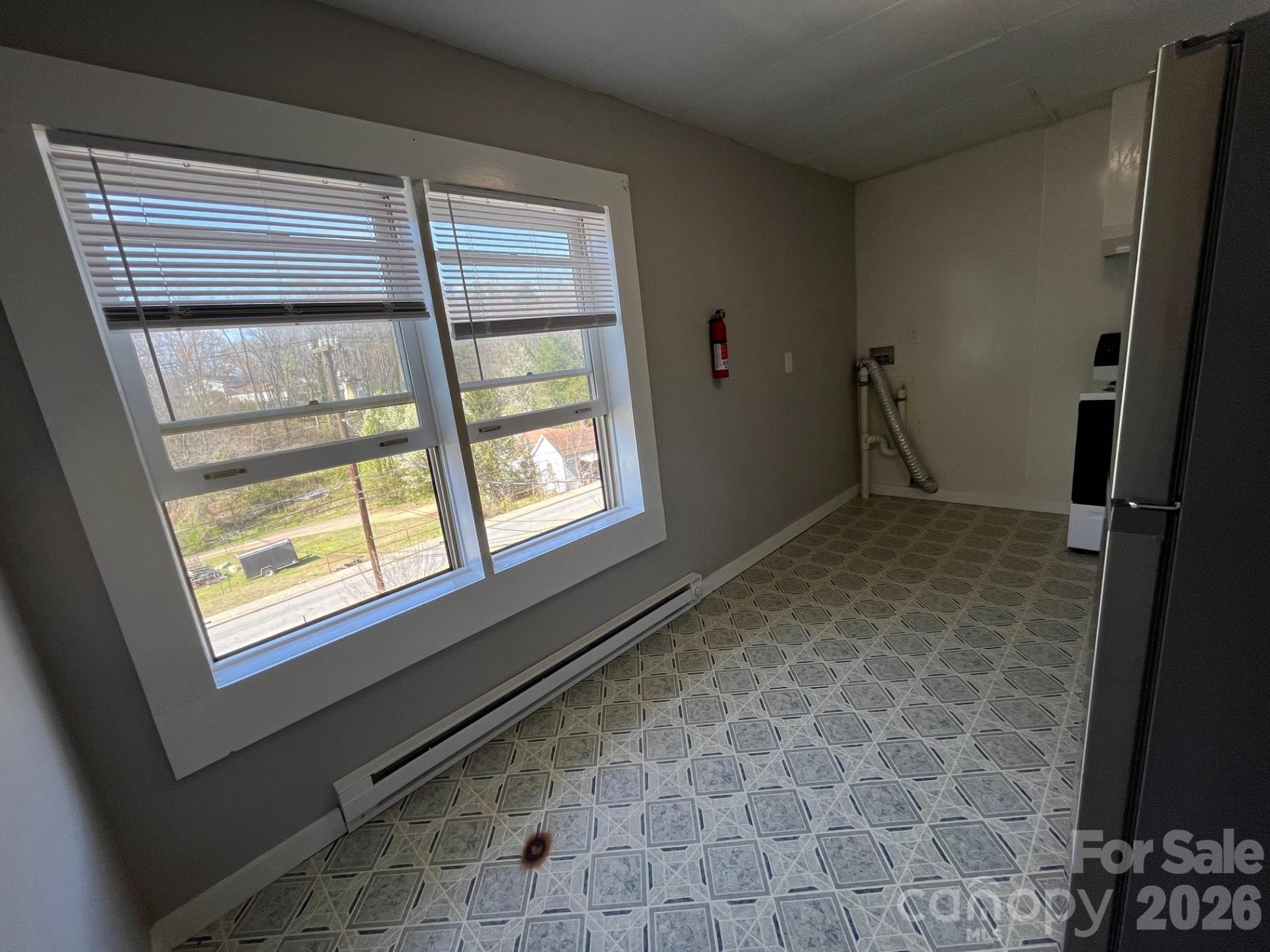 524 Baldwin Avenue - Photo 17