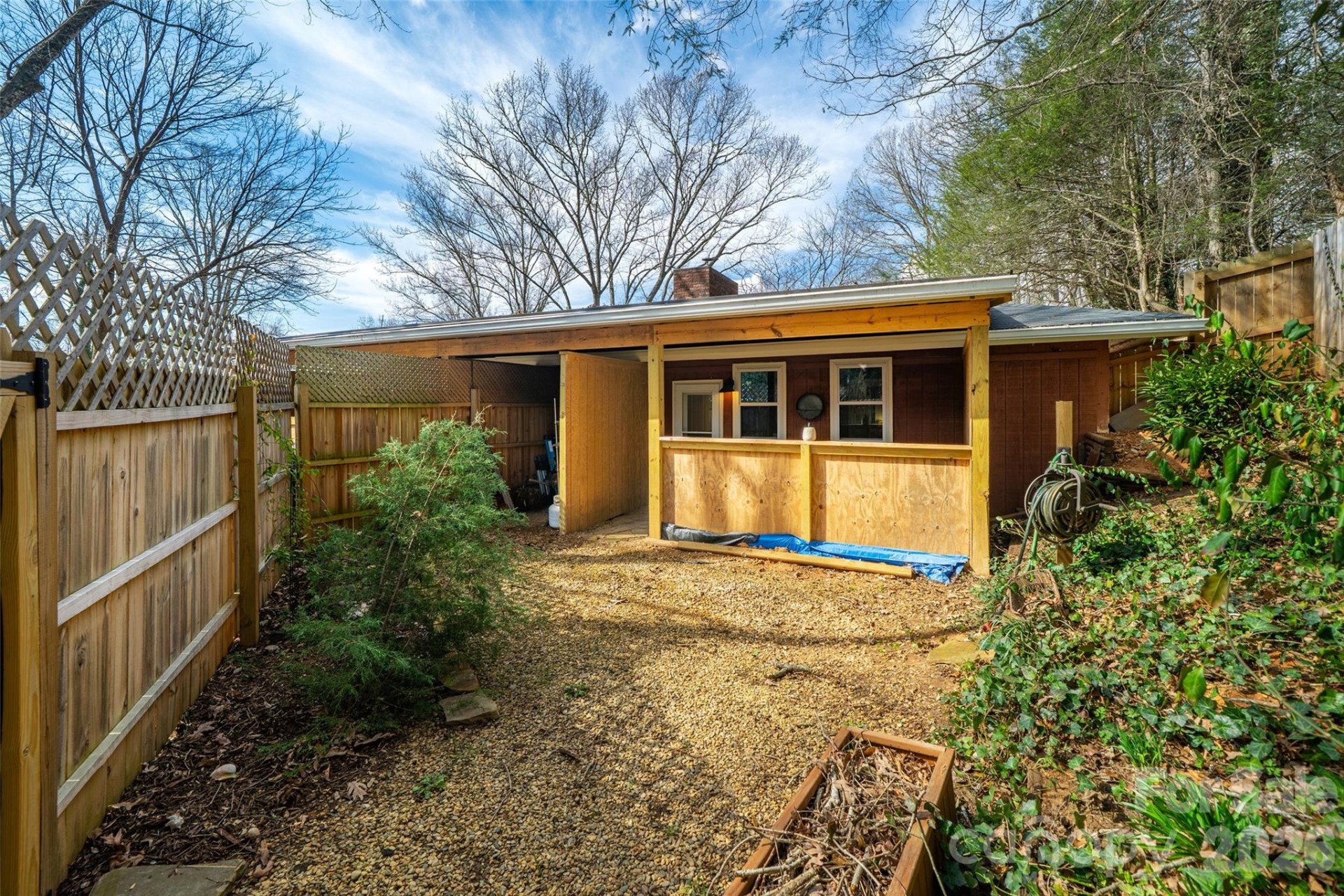 131 Locust Court - Photo 32