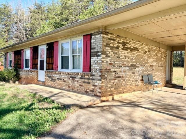 1076 Browning View Road - Photo 2