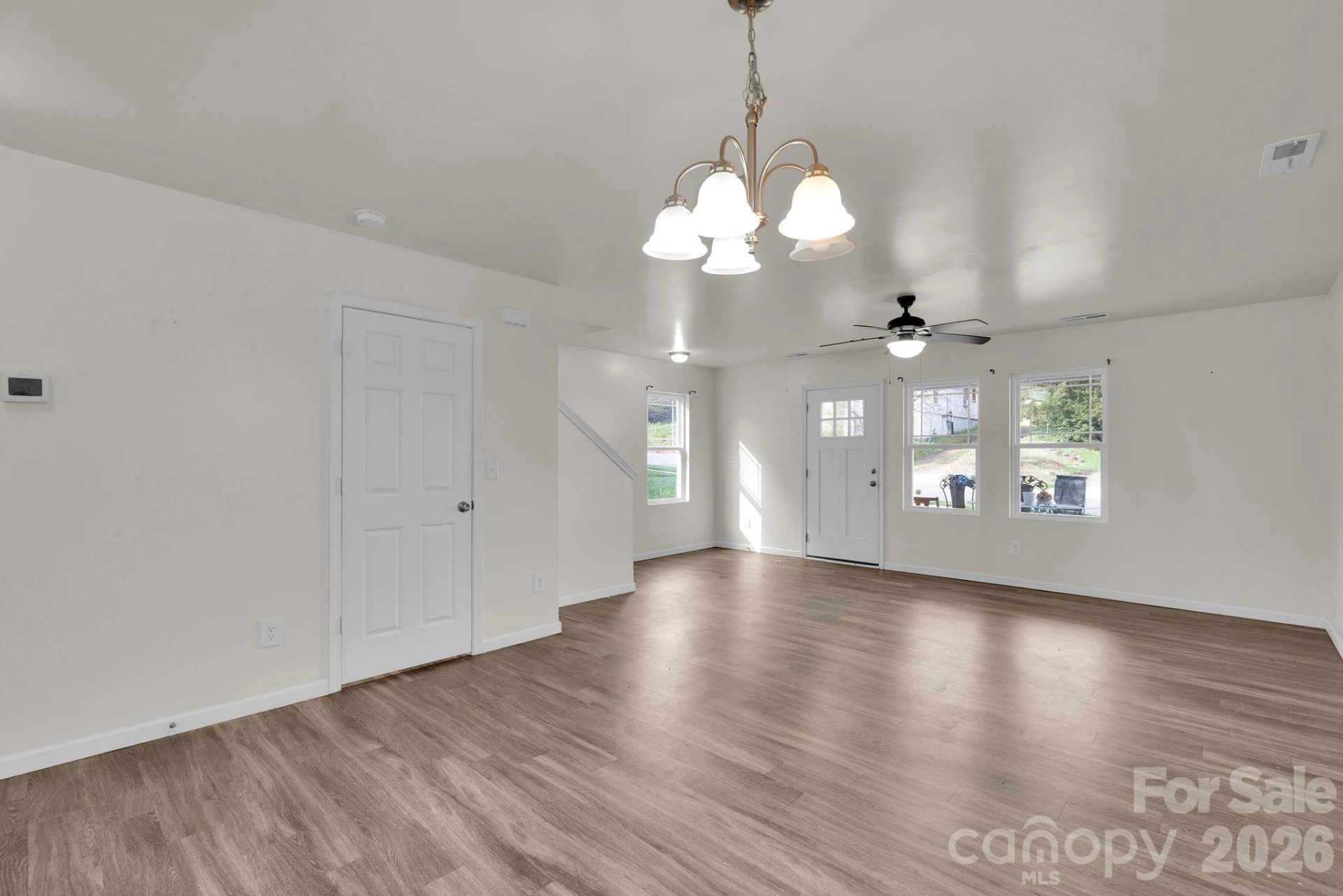 372 Mills Avenue - Photo 18