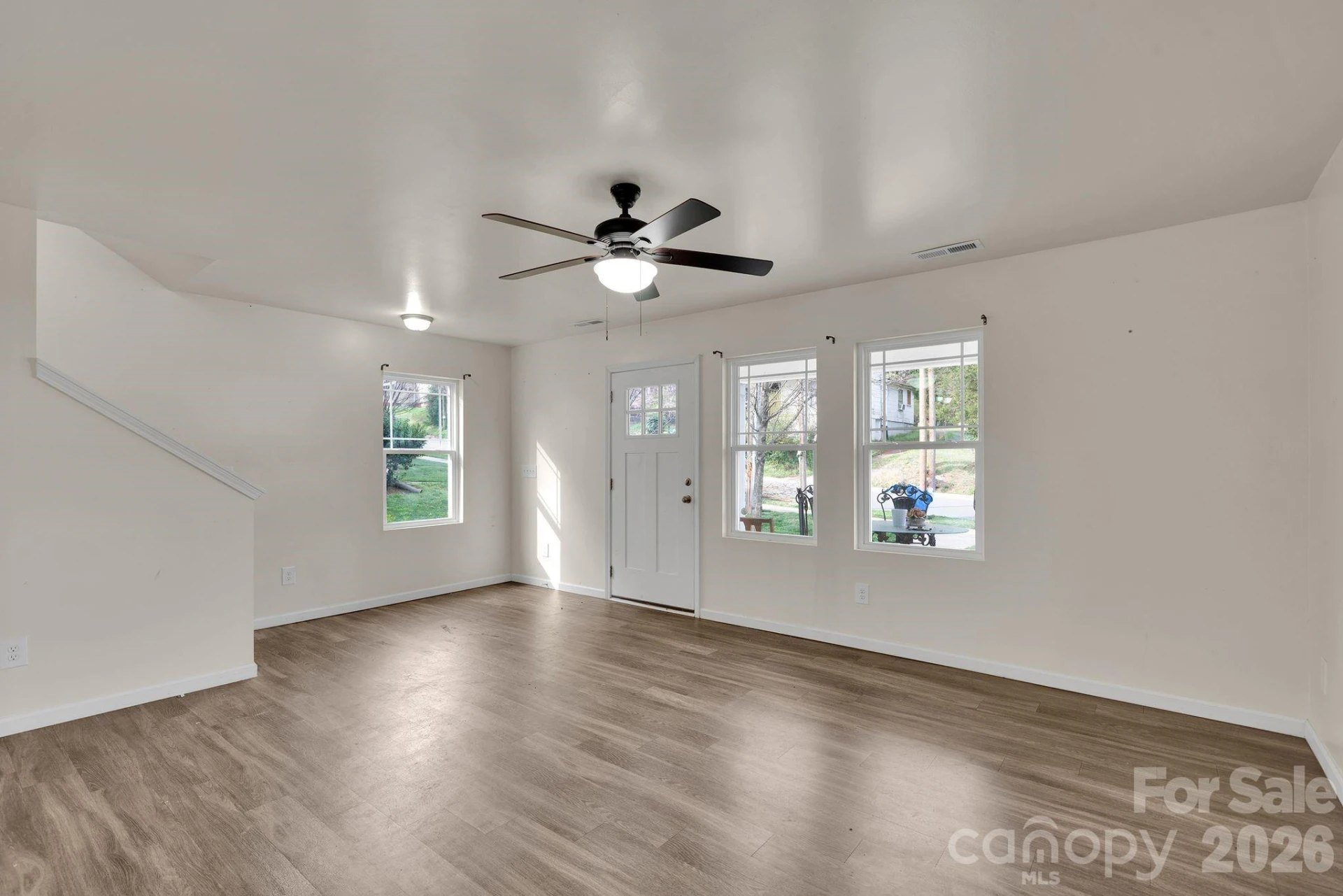 372 Mills Avenue - Photo 22