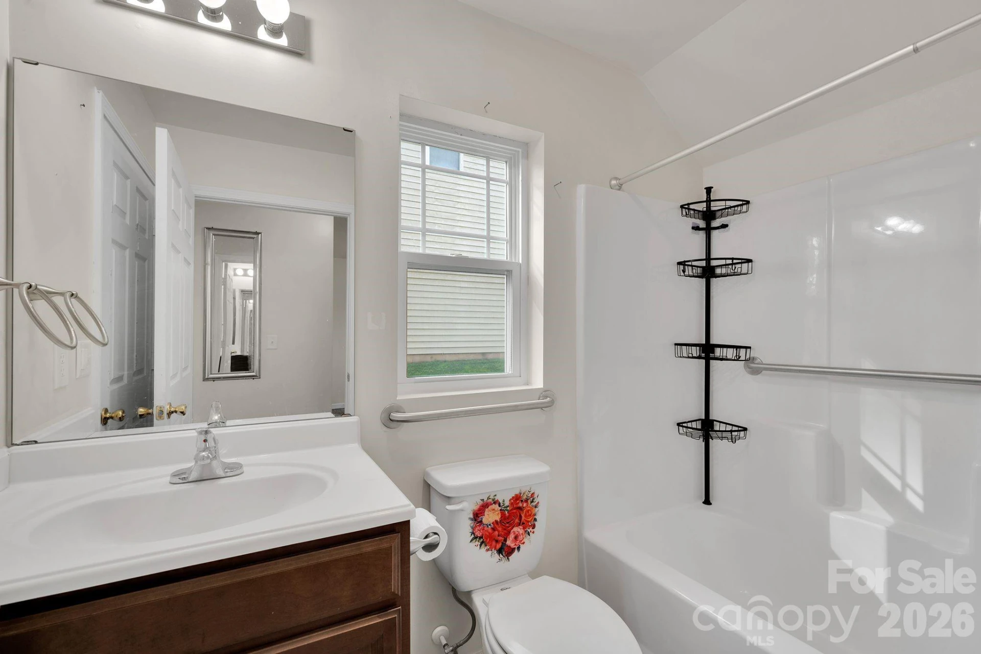 372 Mills Avenue - Photo 8