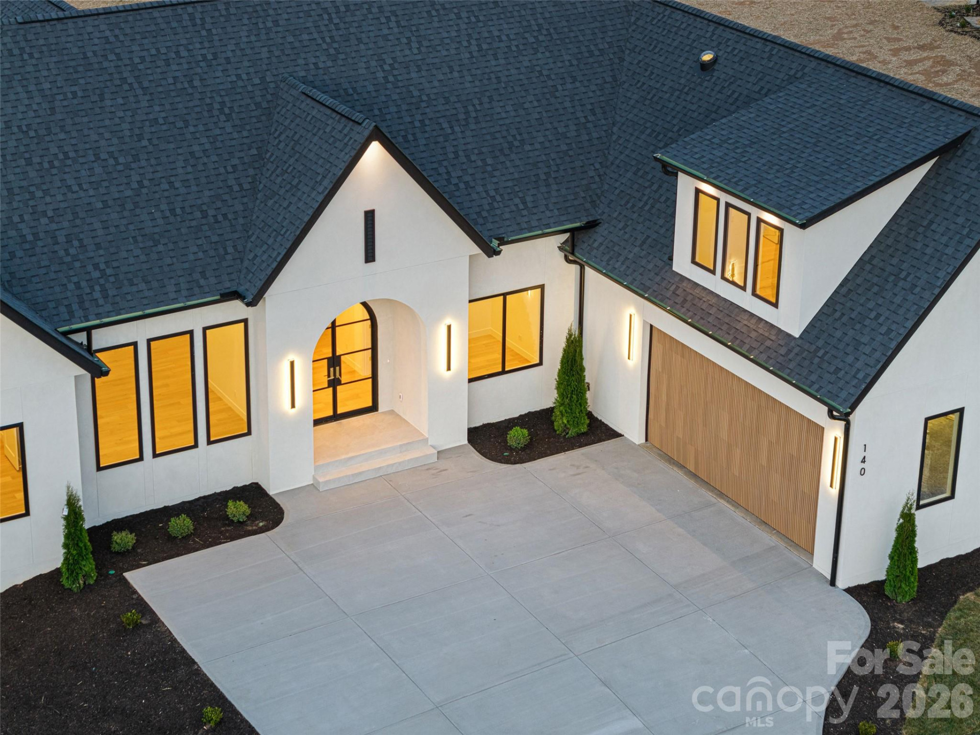 140 Golden Pasture Drive - Photo 3