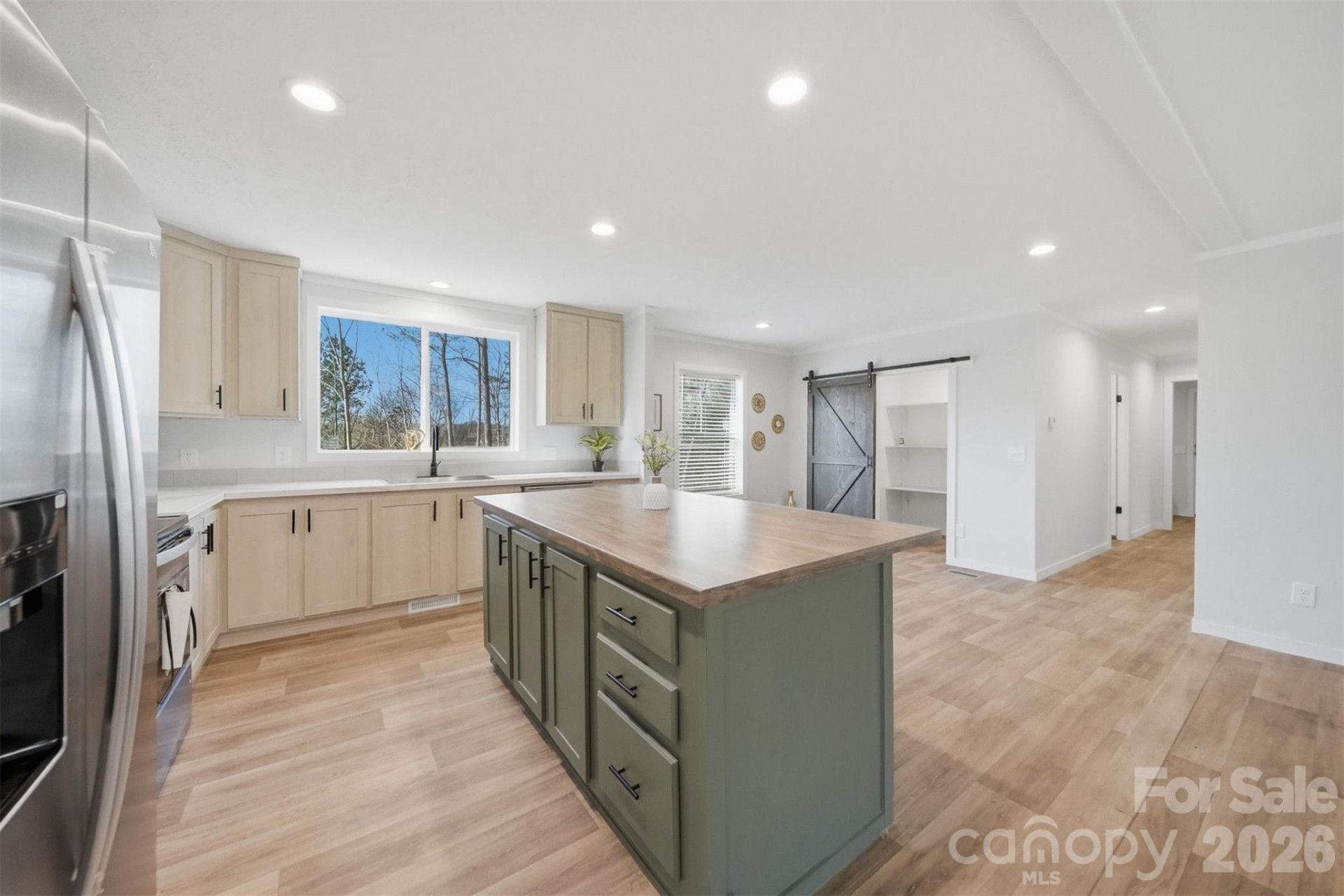 4186 Maple Trail - Photo 4