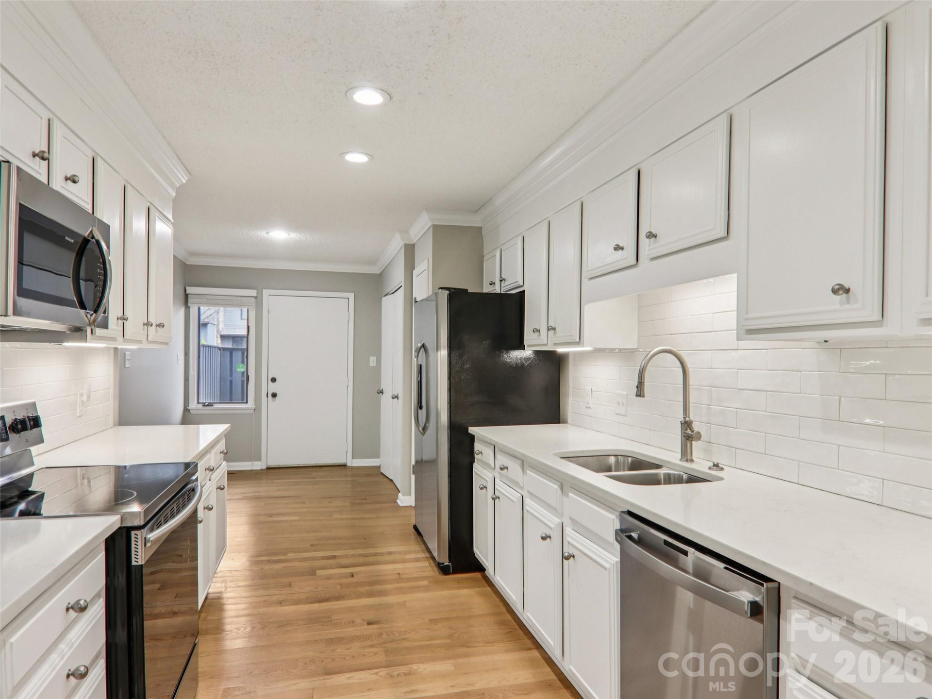 457 Crowfields Drive #6 - Photo 17