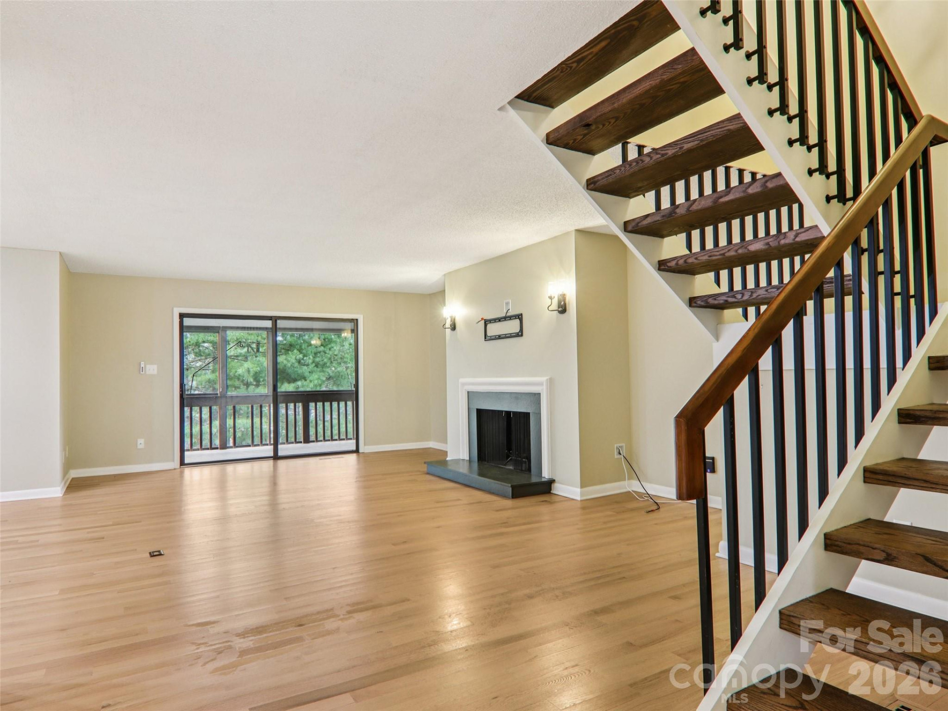 457 Crowfields Drive #6 - Photo 8