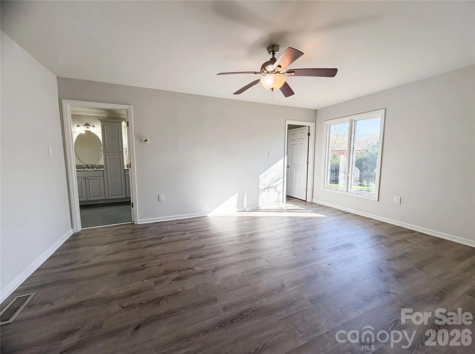 1512 Buckingham Avenue - Photo 4