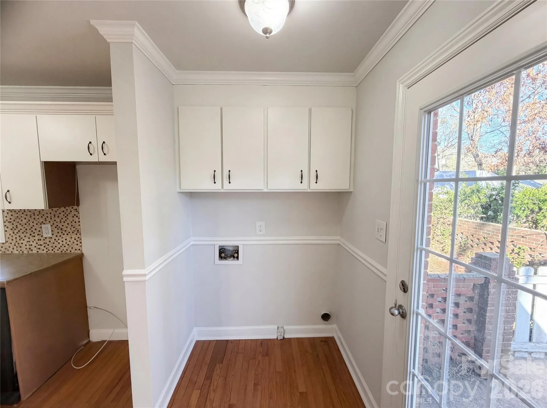 1512 Buckingham Avenue - Photo 9