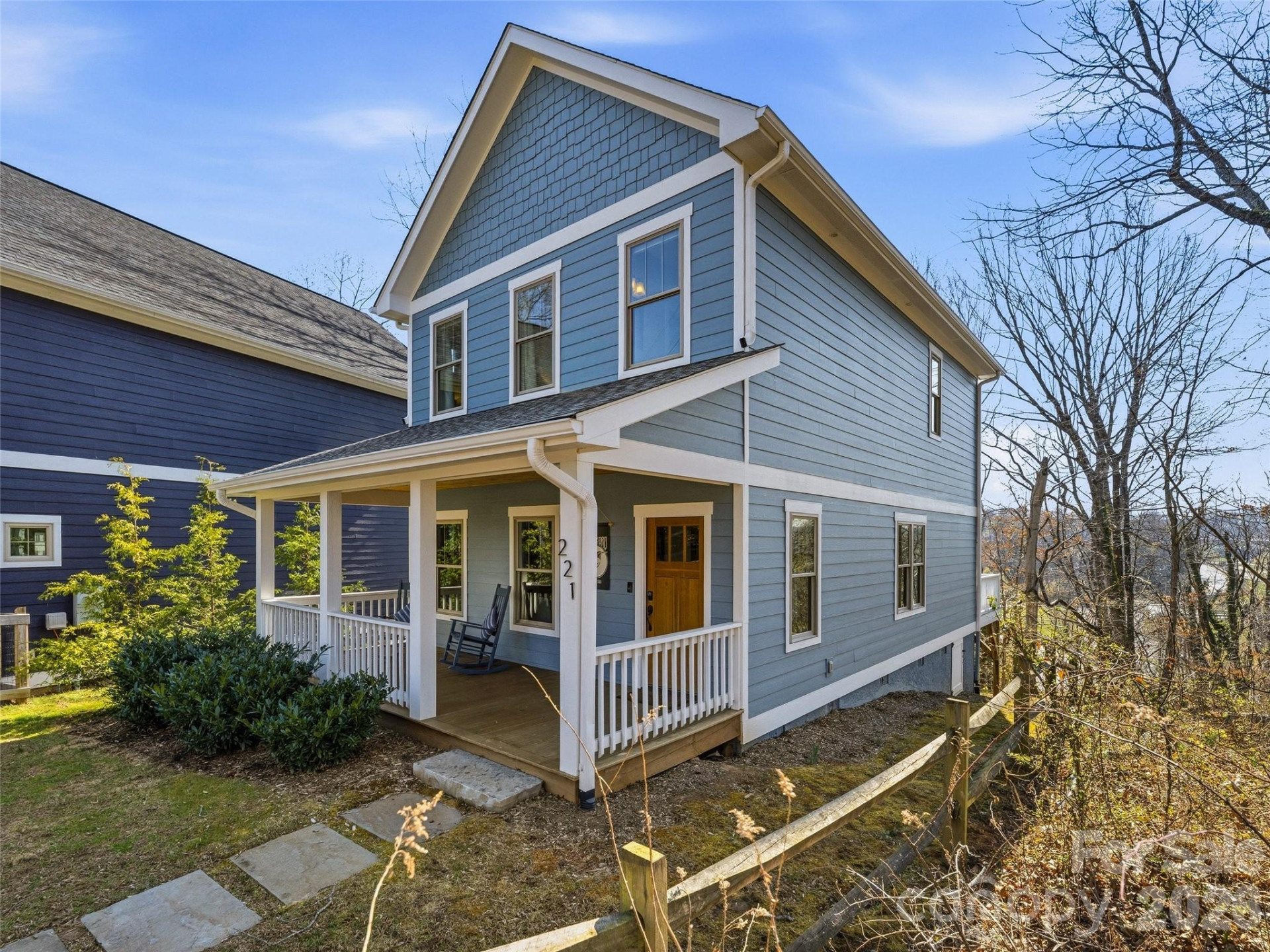 221 Courtland Place - Photo 3